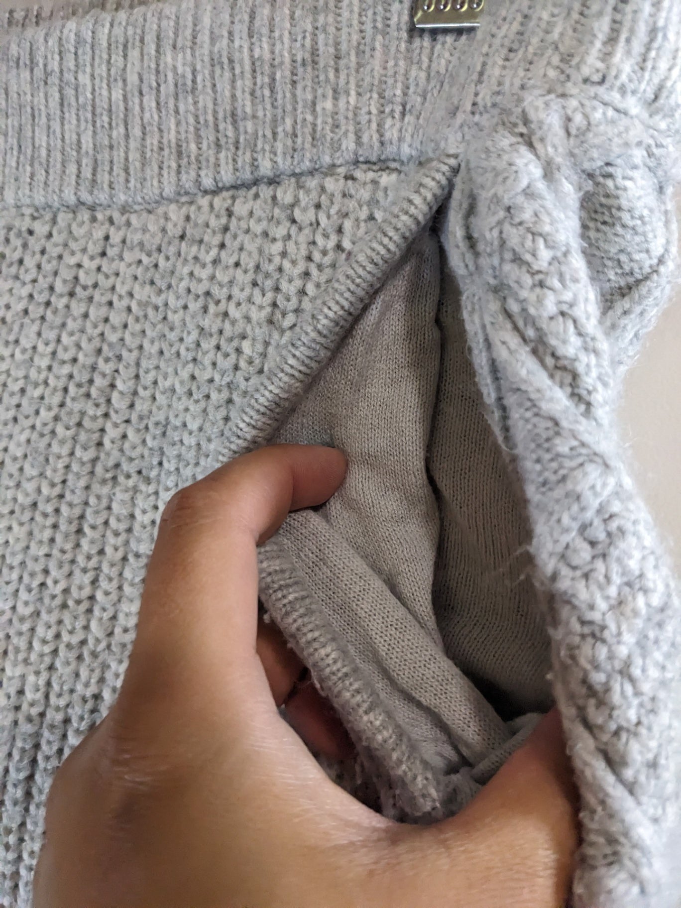Express Cable Knit Joggers - Medium