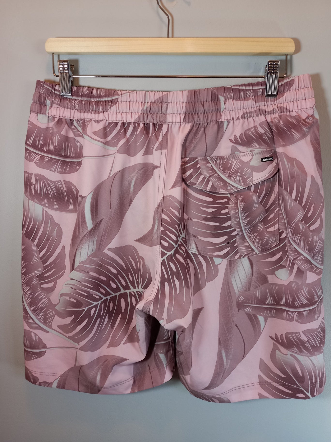 Hurley Pink Men's Swim Shorts - Medium
