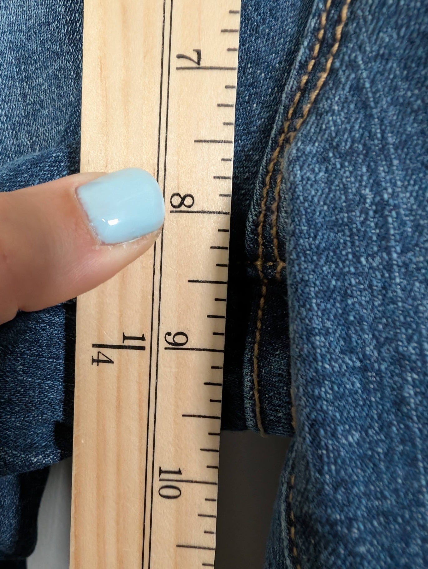 Old Navy curvy mid-rise - 4 Reg