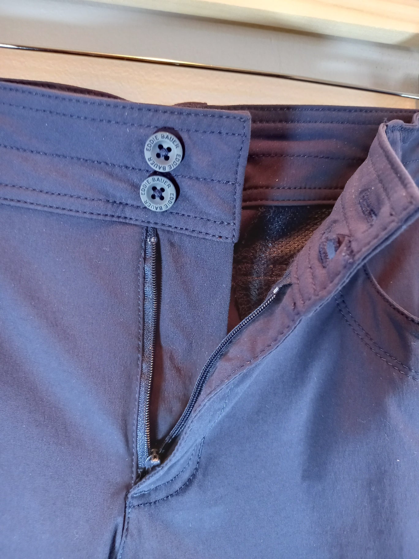 Eddie Bauer Navy Capris - Sz 10