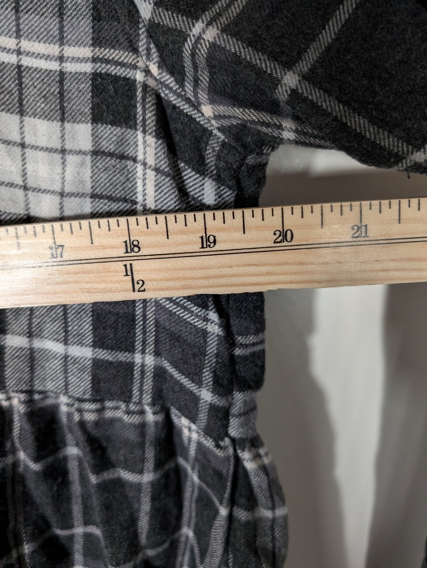 American Eagle Ahh-Mazingly Soft Plaid Long-Sleeve - Large