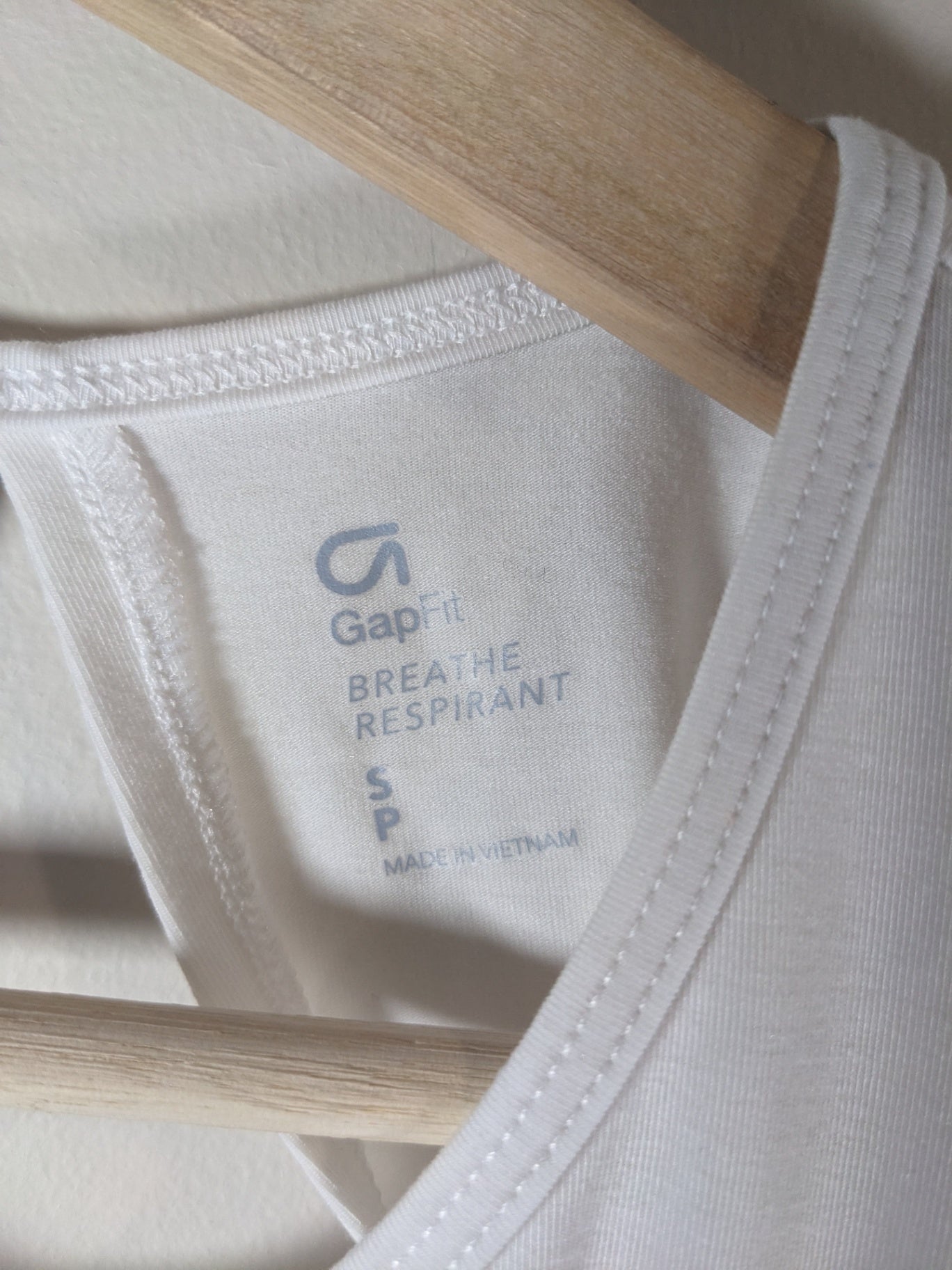 Gap "Strength" Tank - Small