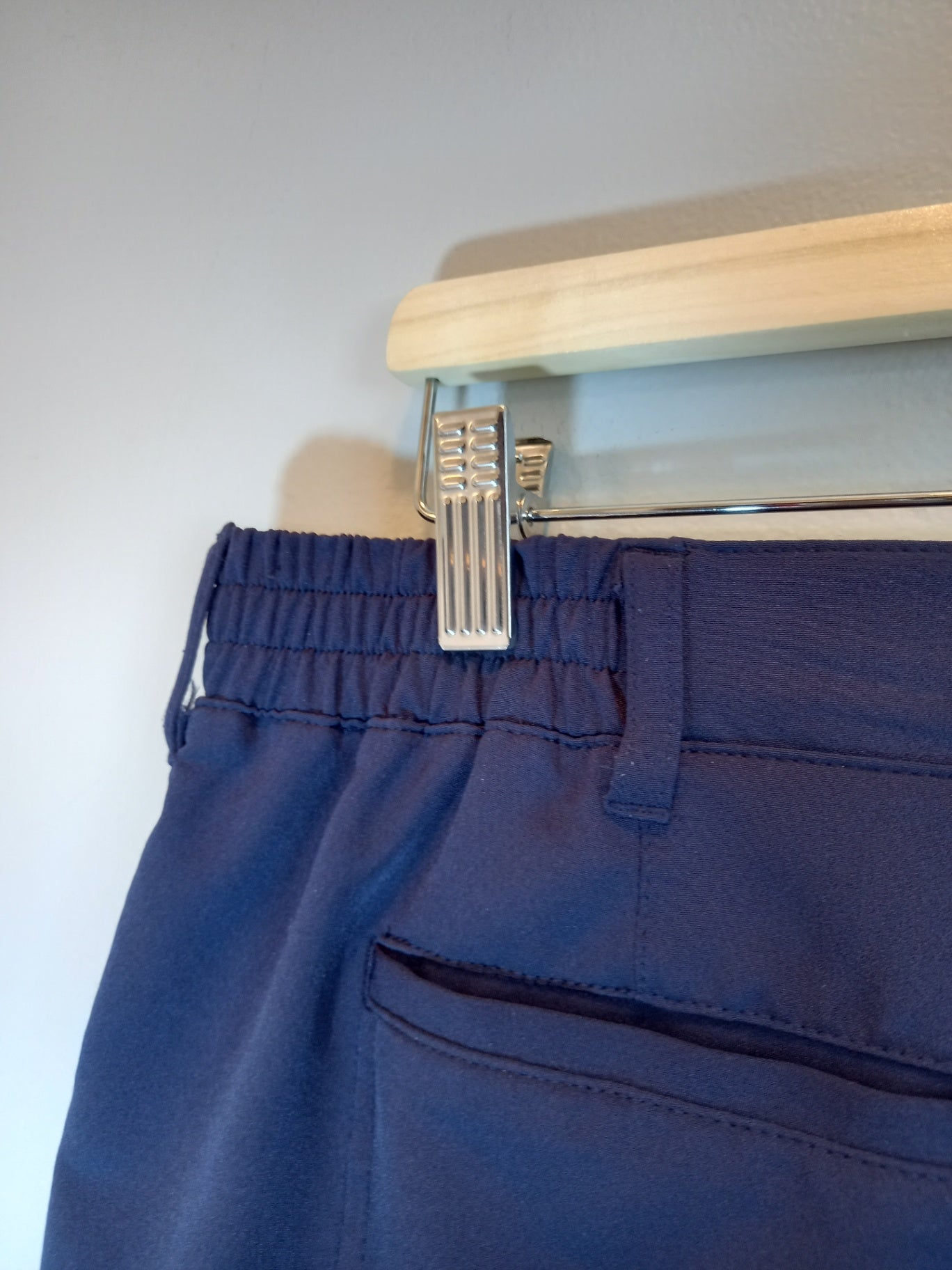 32 Degree  Navy Shorts - Medium