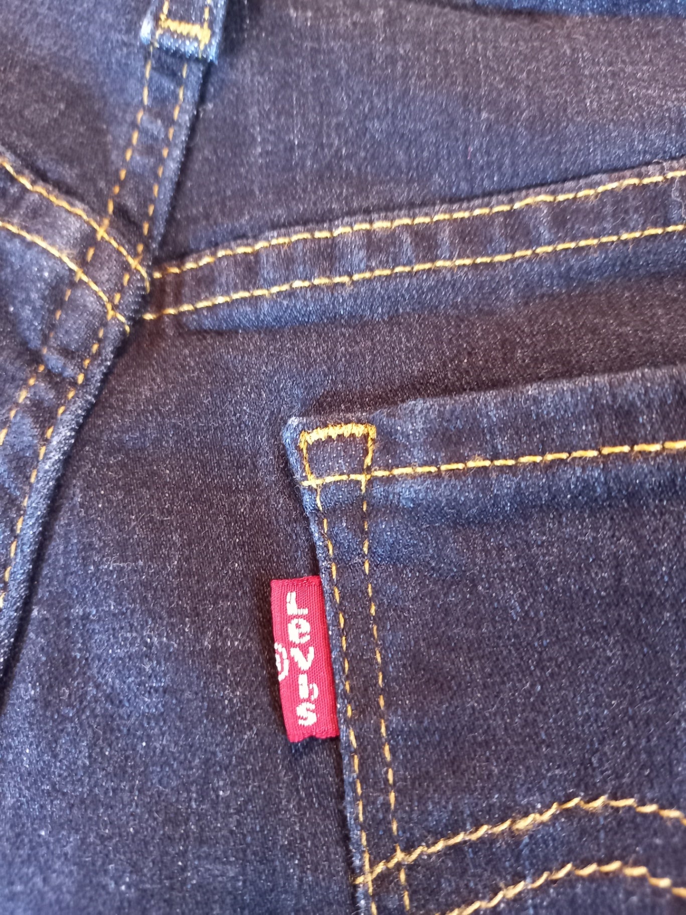 Levi's Straight Cut Jeans - Sz 10