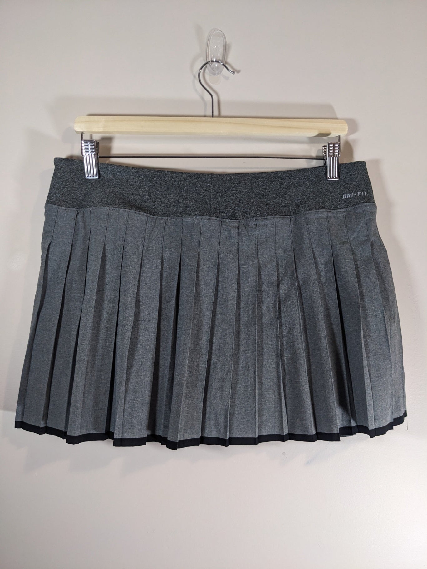 Nike Victory Pleated Skirt - Large