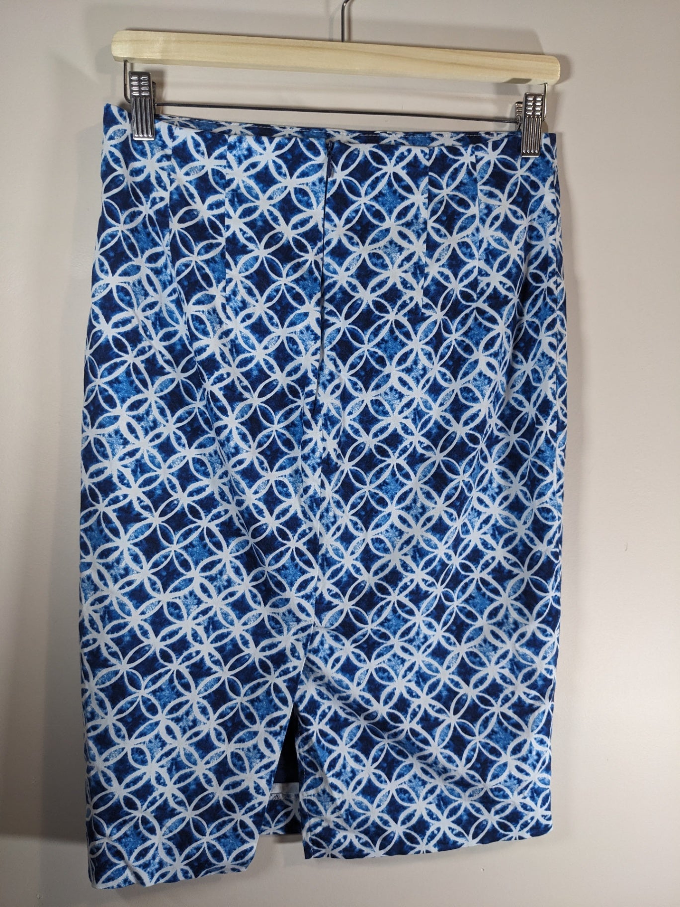 RW&Co. Blue Pencil Skirt - Sz 8