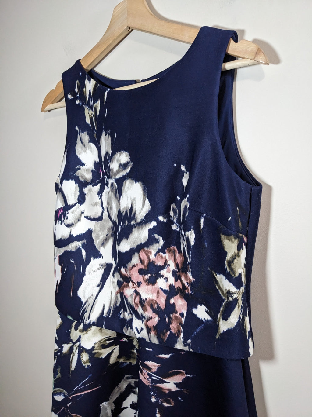 Just Taylor Navy Floral Dress