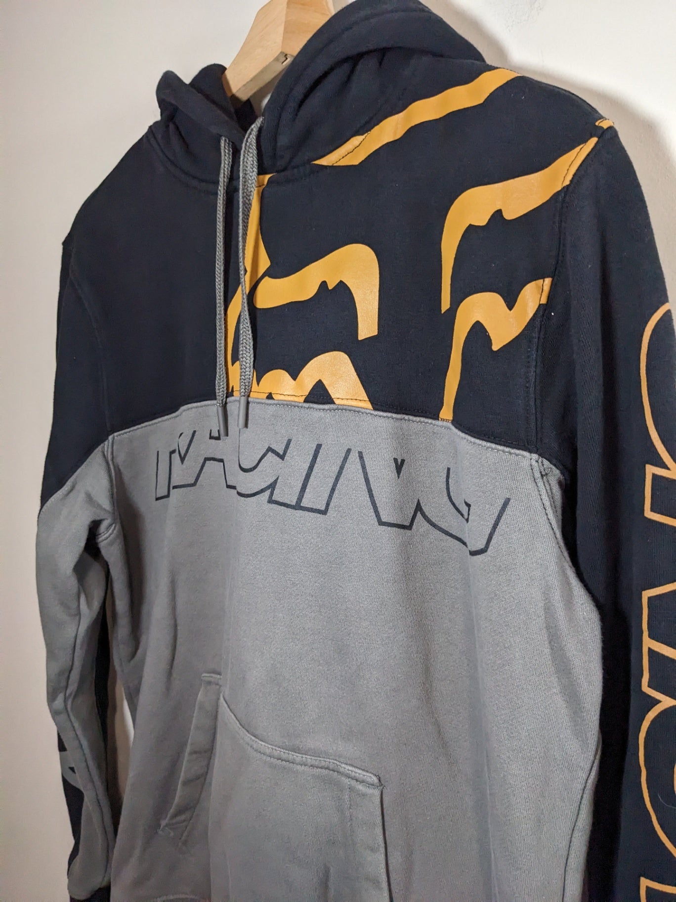 Men's Fox Racing Hoodie - Medium