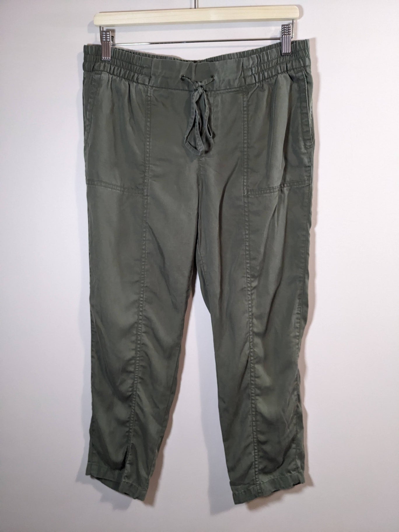 Old Navy Olive Drawstring Pants - Medium