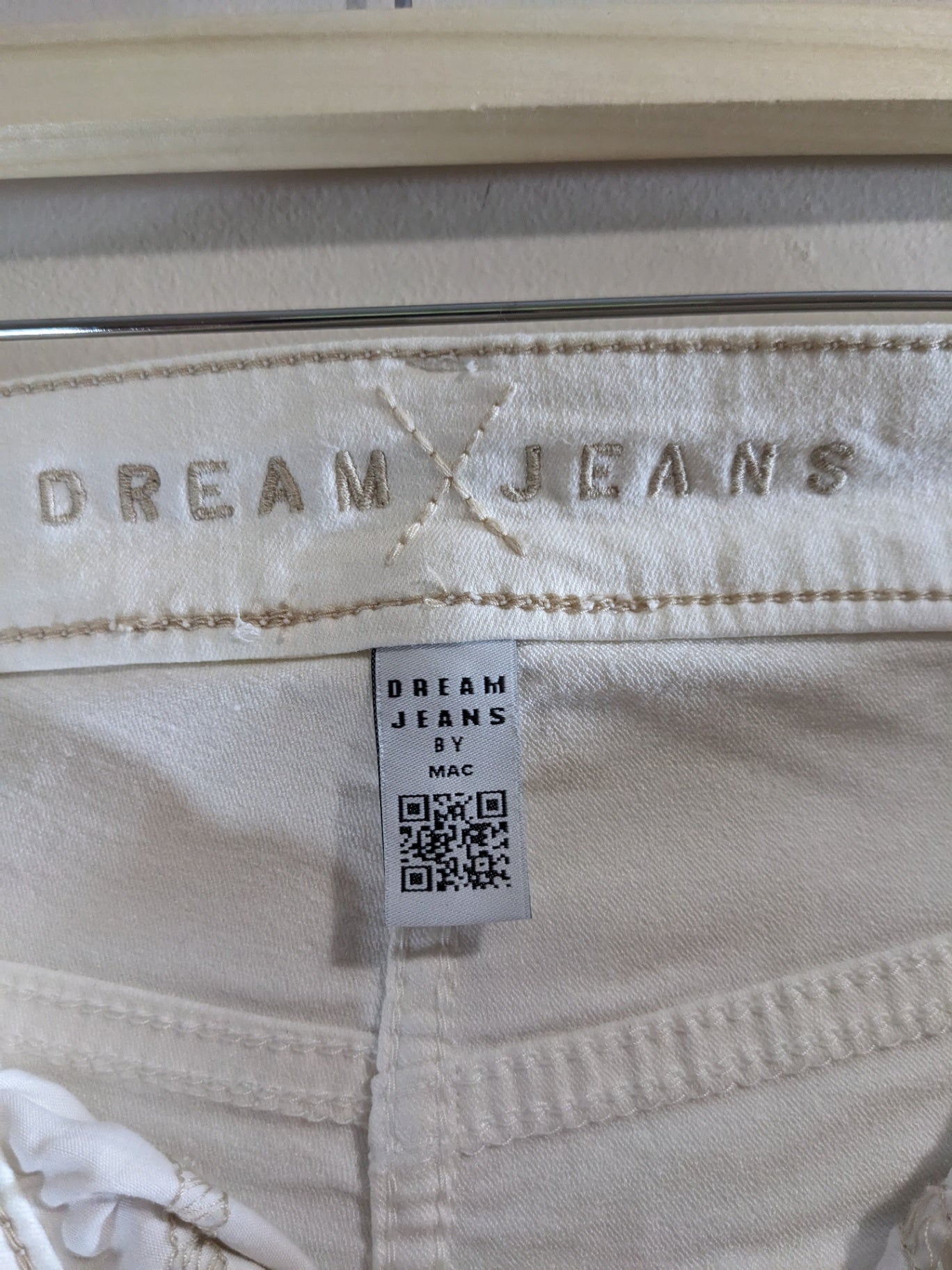 Dream Jeans Women's Capri - Sz 32