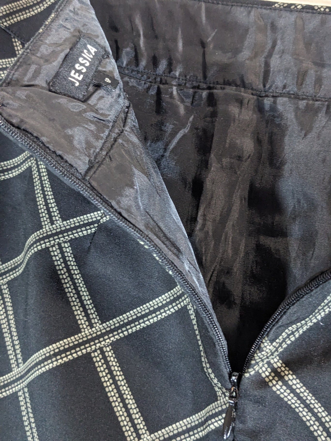 Jessica Black Skirt - Sz 6