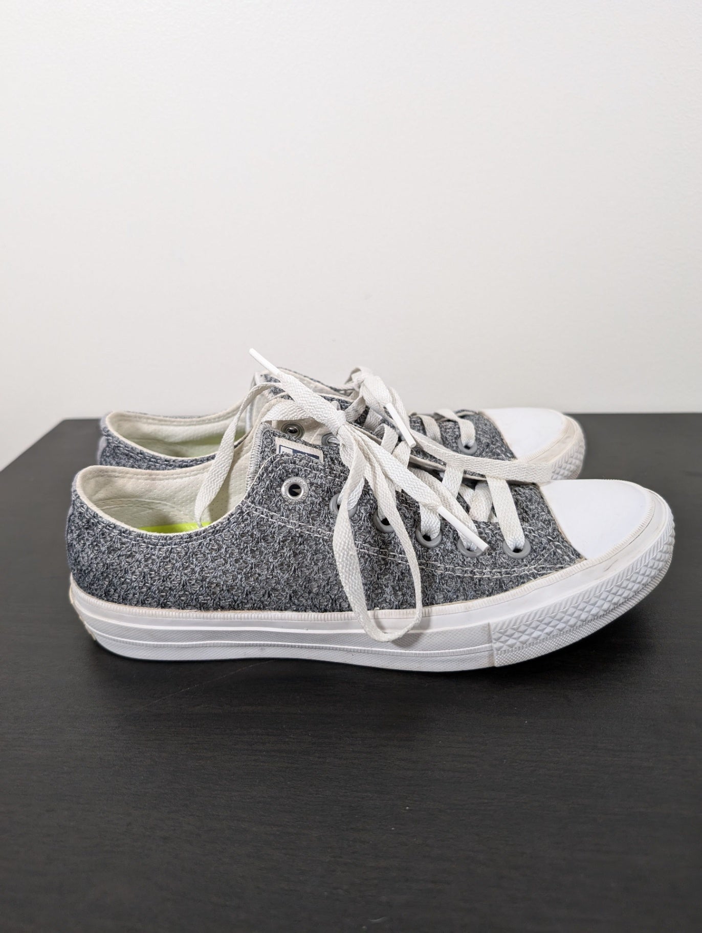 Converse Chuck Taylor's - SZ 8