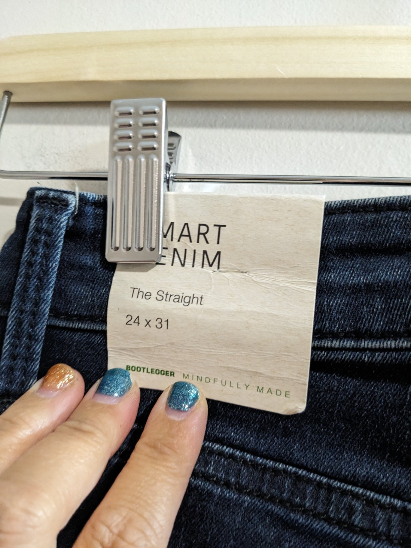 NWT Bootlegger smart denim straight jeans - SZ 24