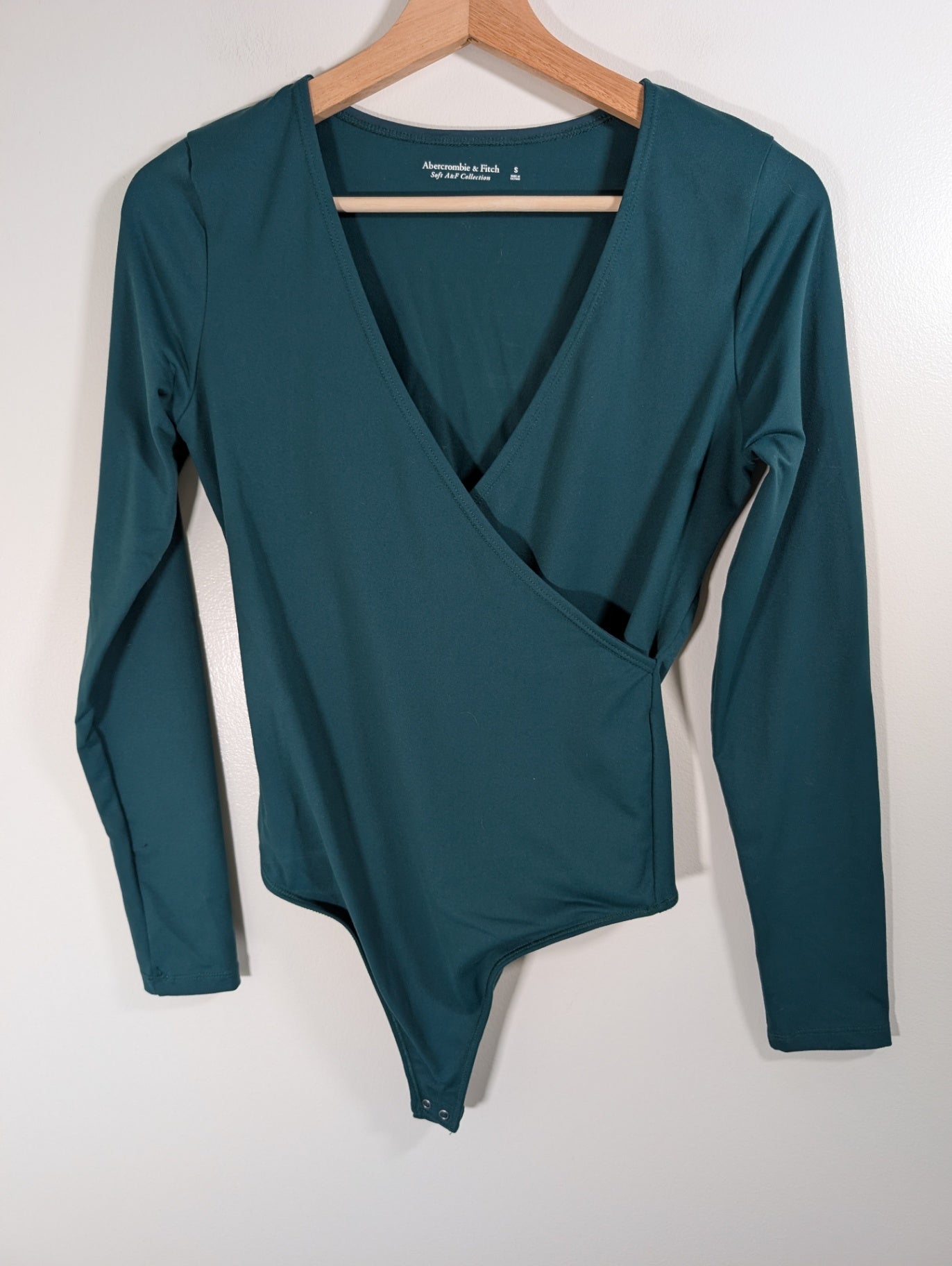 Abercrombie & Fitch faux wrap green bodysuit - Small