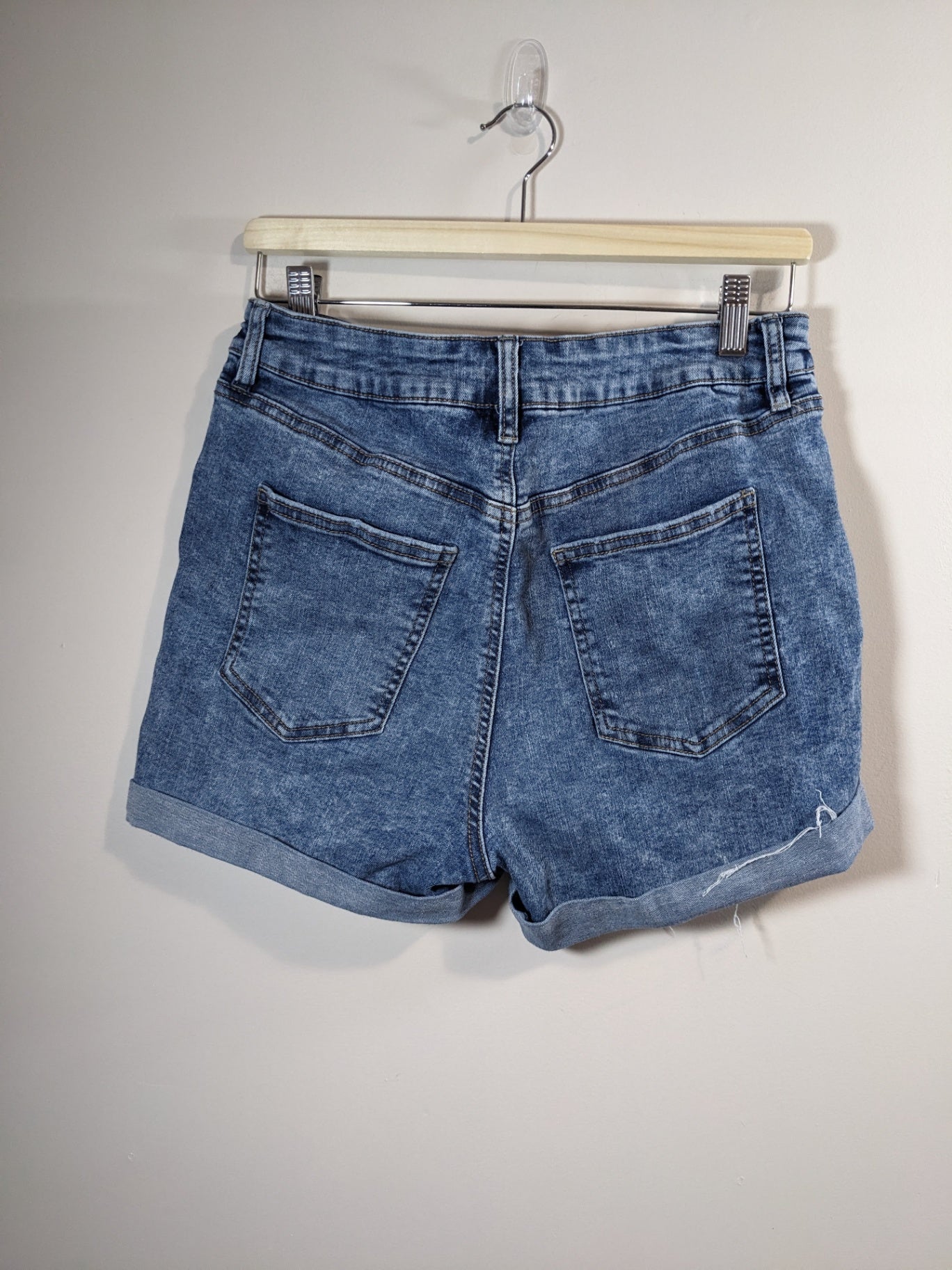 Warehouse One distressed denim shorts - SZ 6