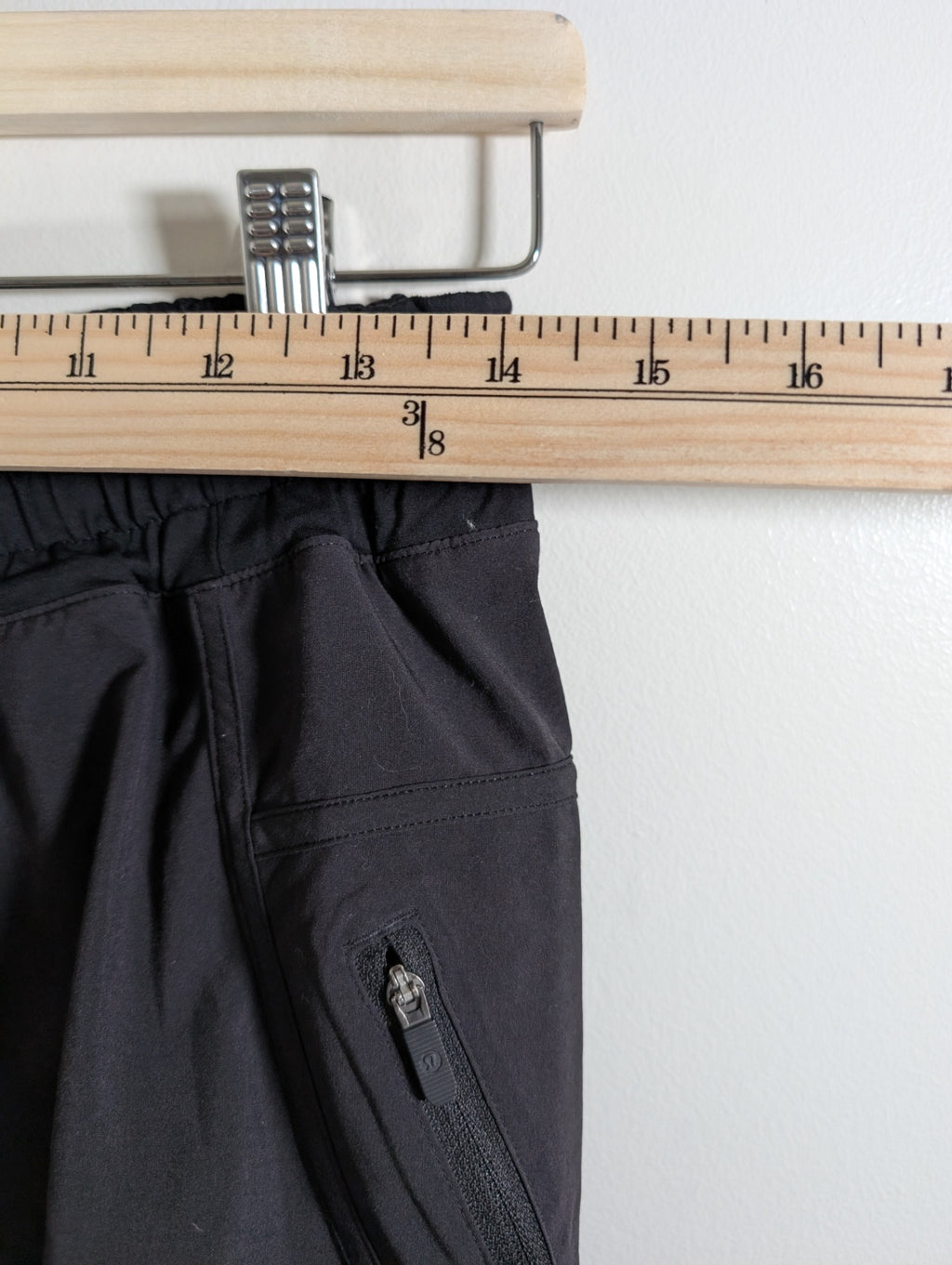 Lululemon black shorts - 6