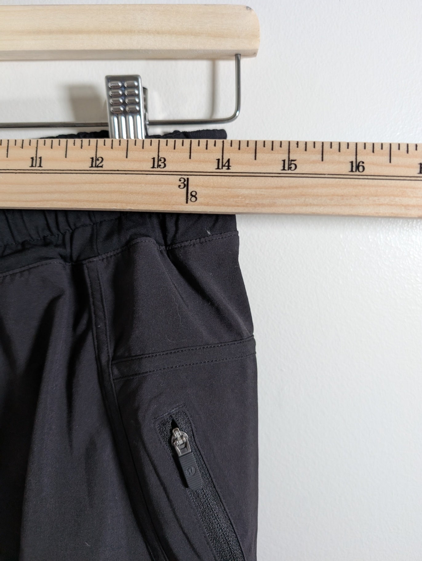 Lululemon black shorts - 6