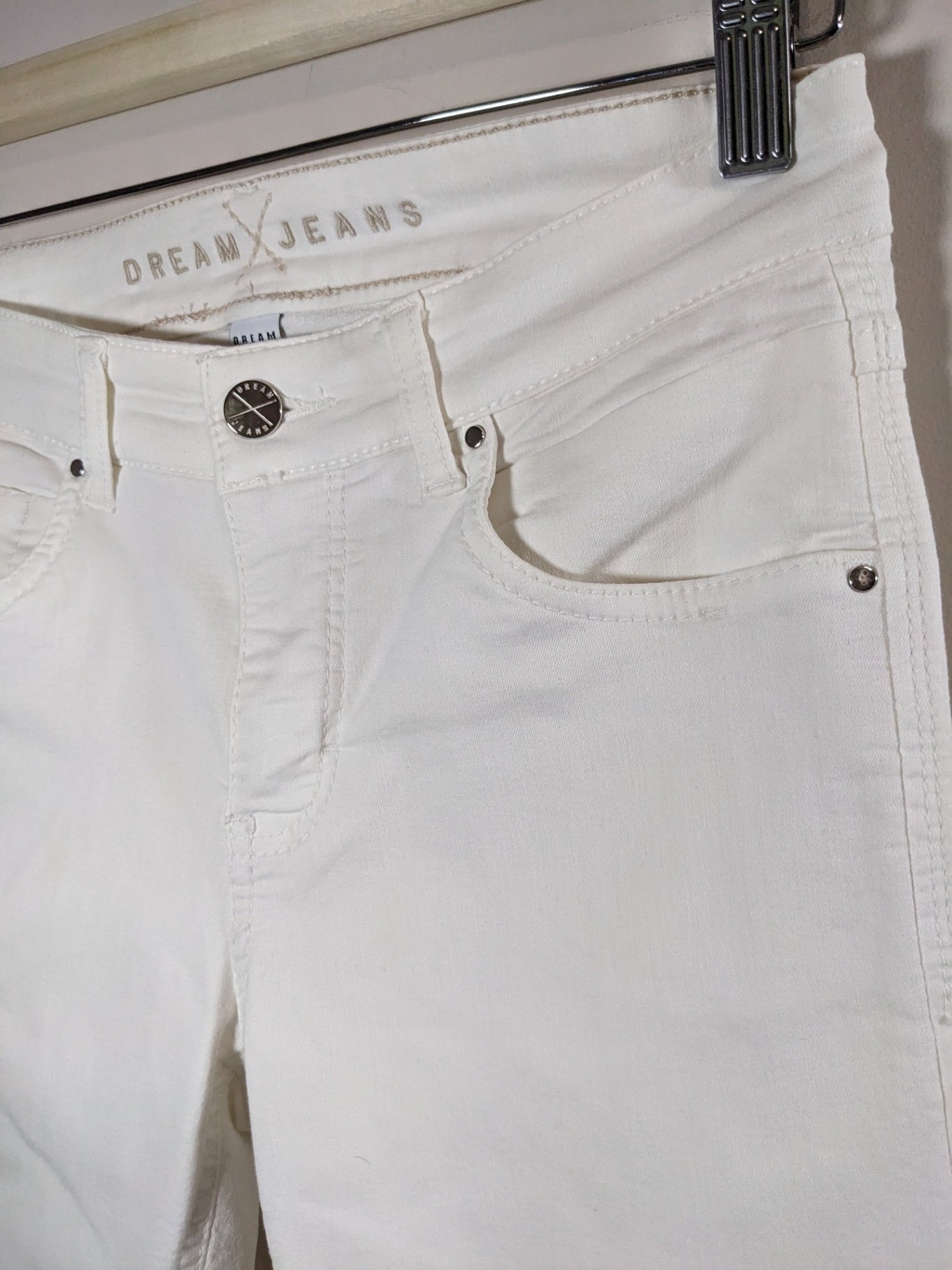 Dream Jeans Women's Capri - Sz 32
