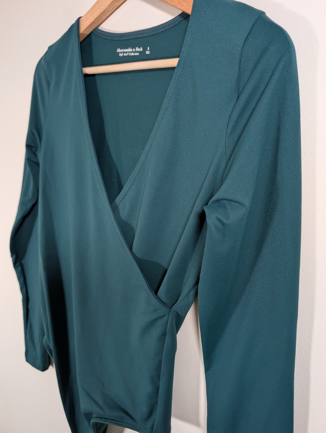 Abercrombie & Fitch faux wrap green bodysuit - Small