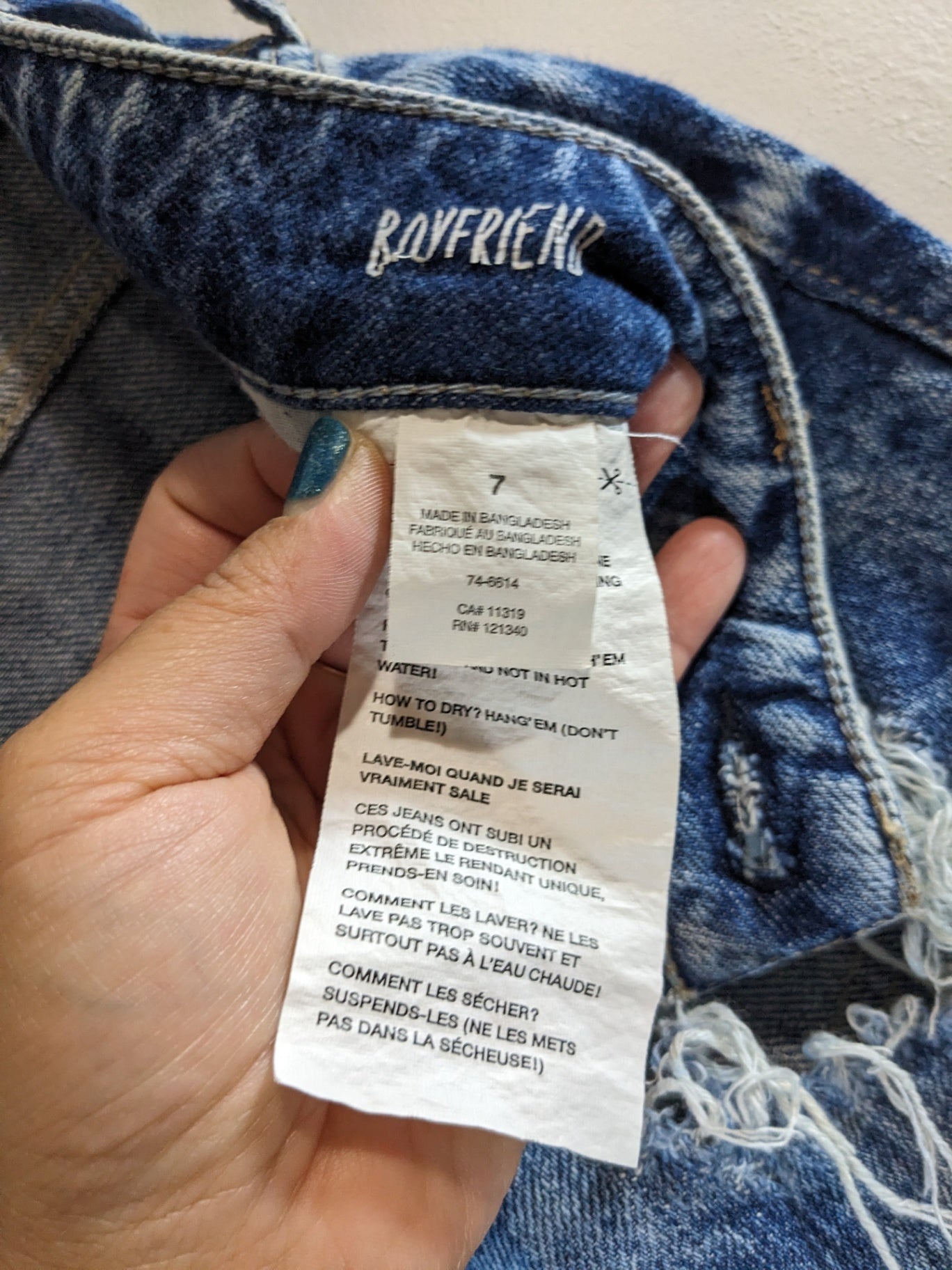 Garage Distressed Boyfriend Distressed Jeans - Sz 7