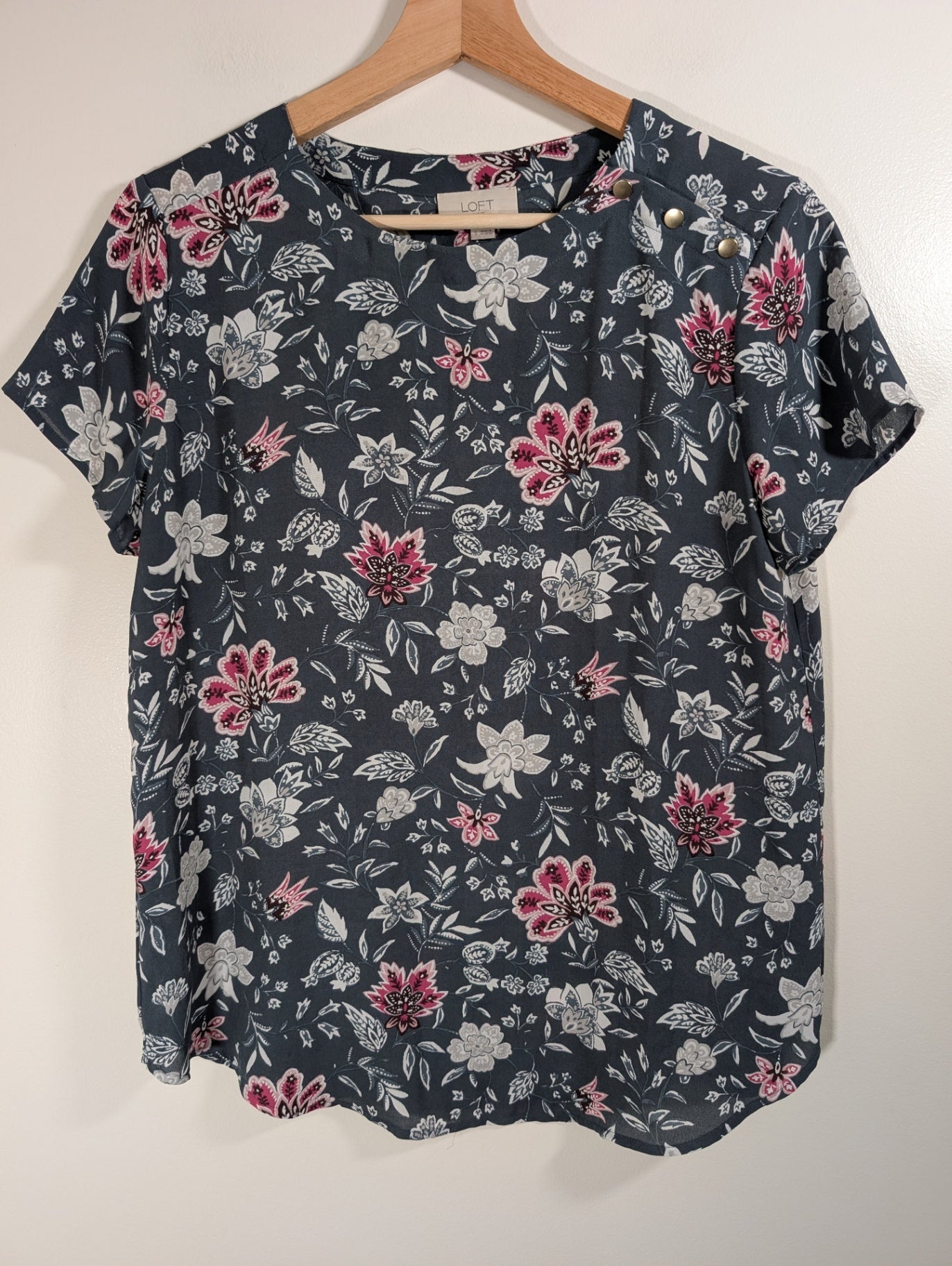LOFT floral blouse - Small