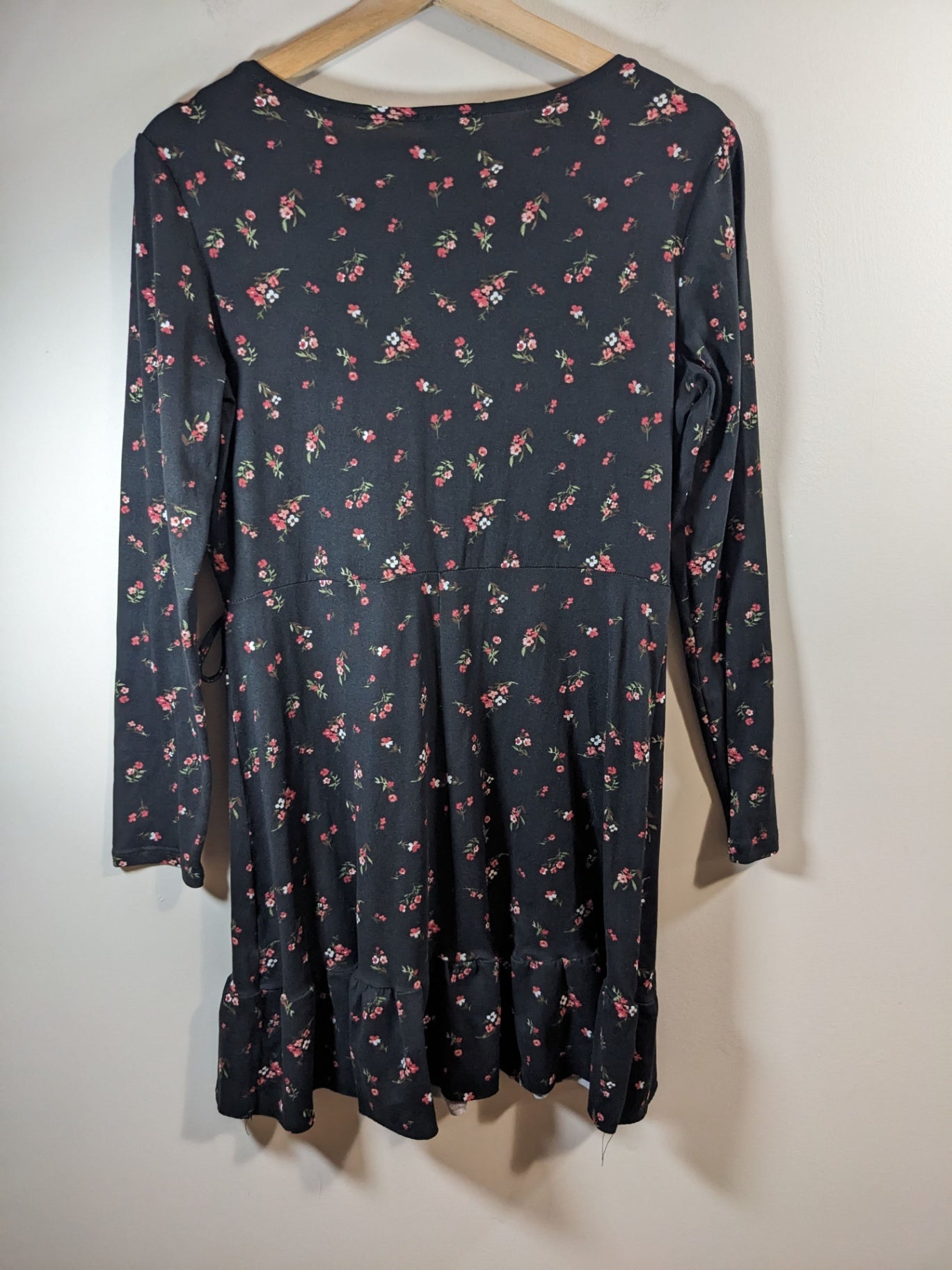 Ripe black floral dress Medium