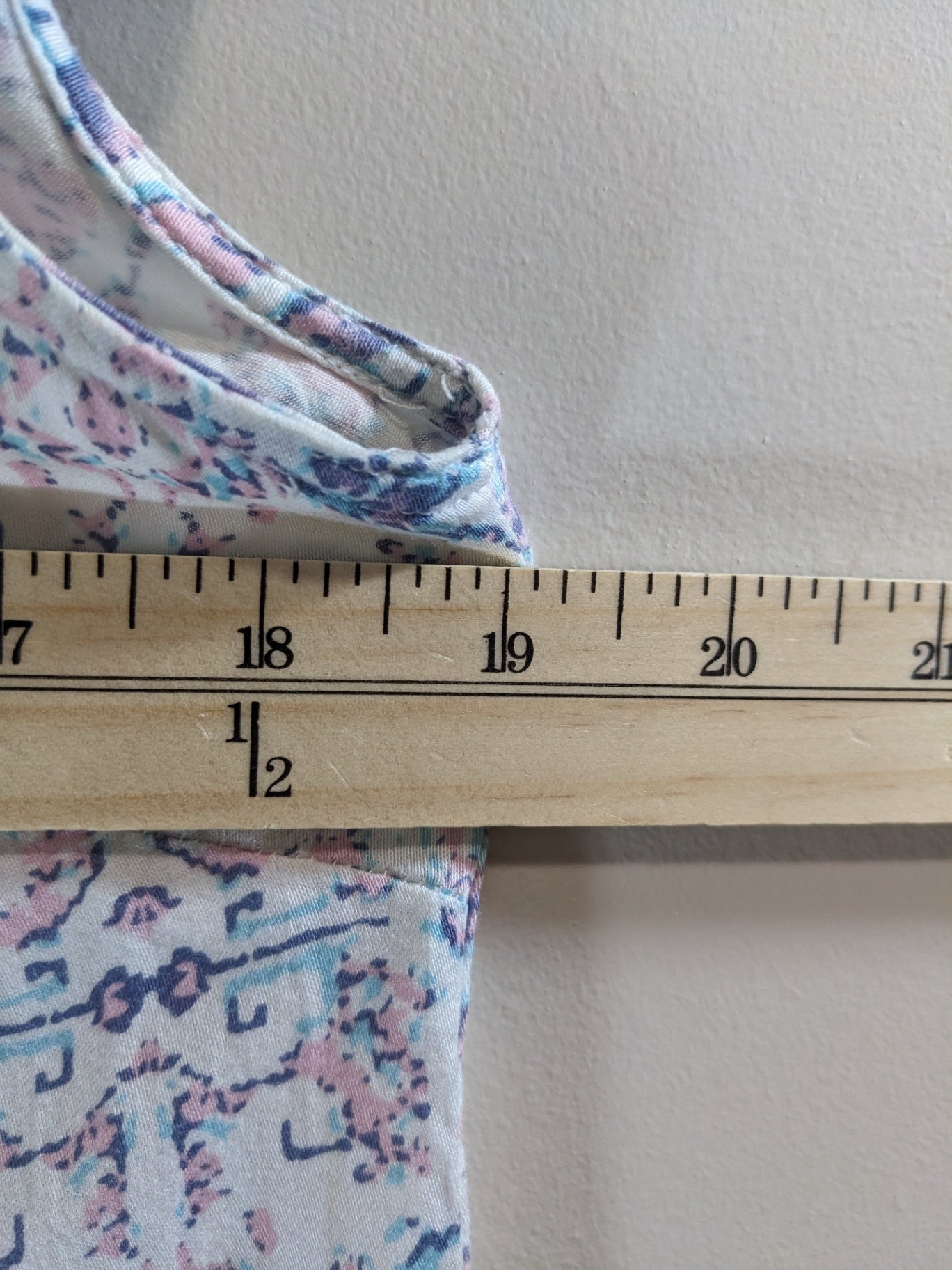 Tribal Jeans T-Shirt - Small