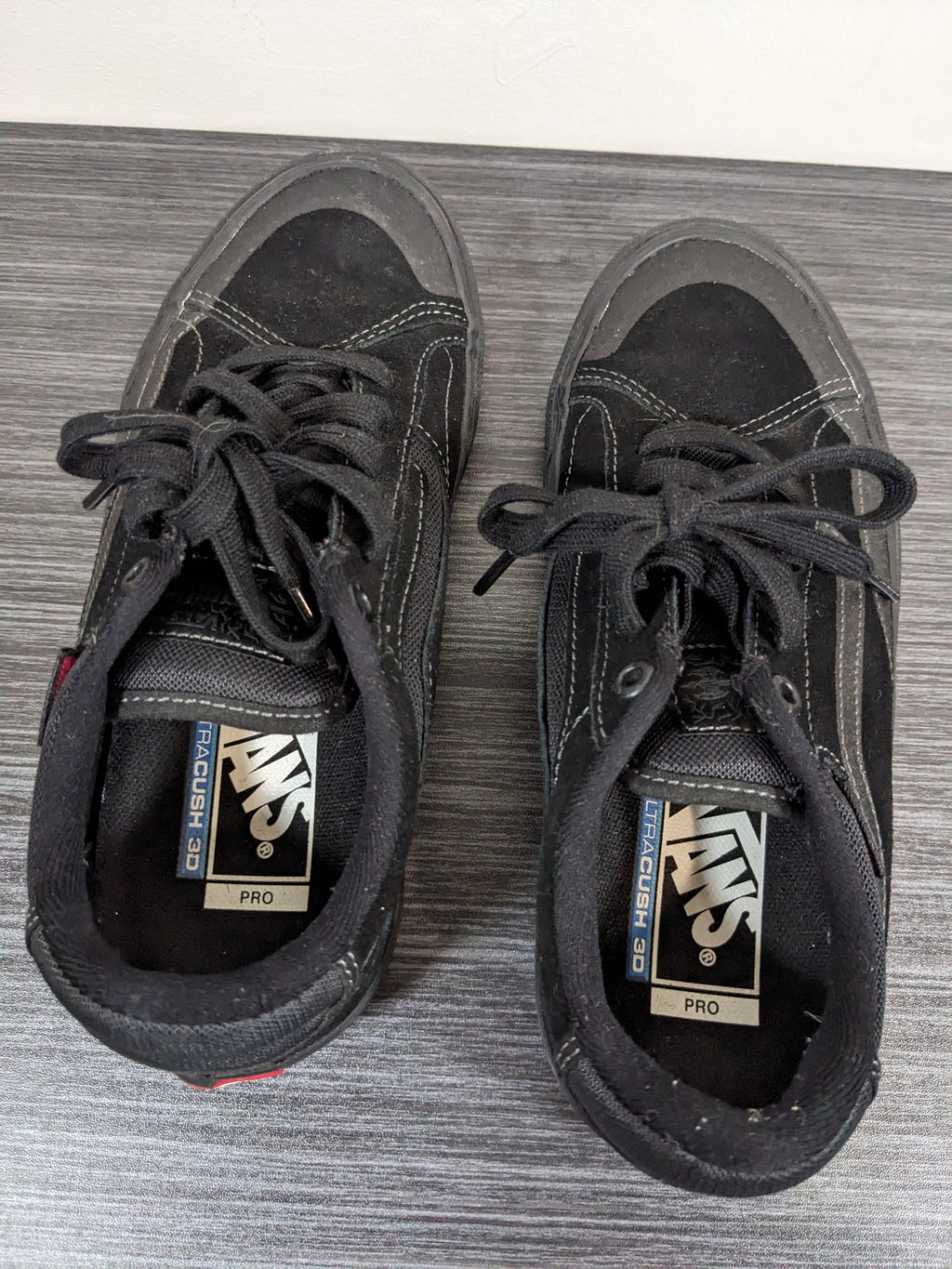 Vans Lace Up Black Shoes Sz 6.5