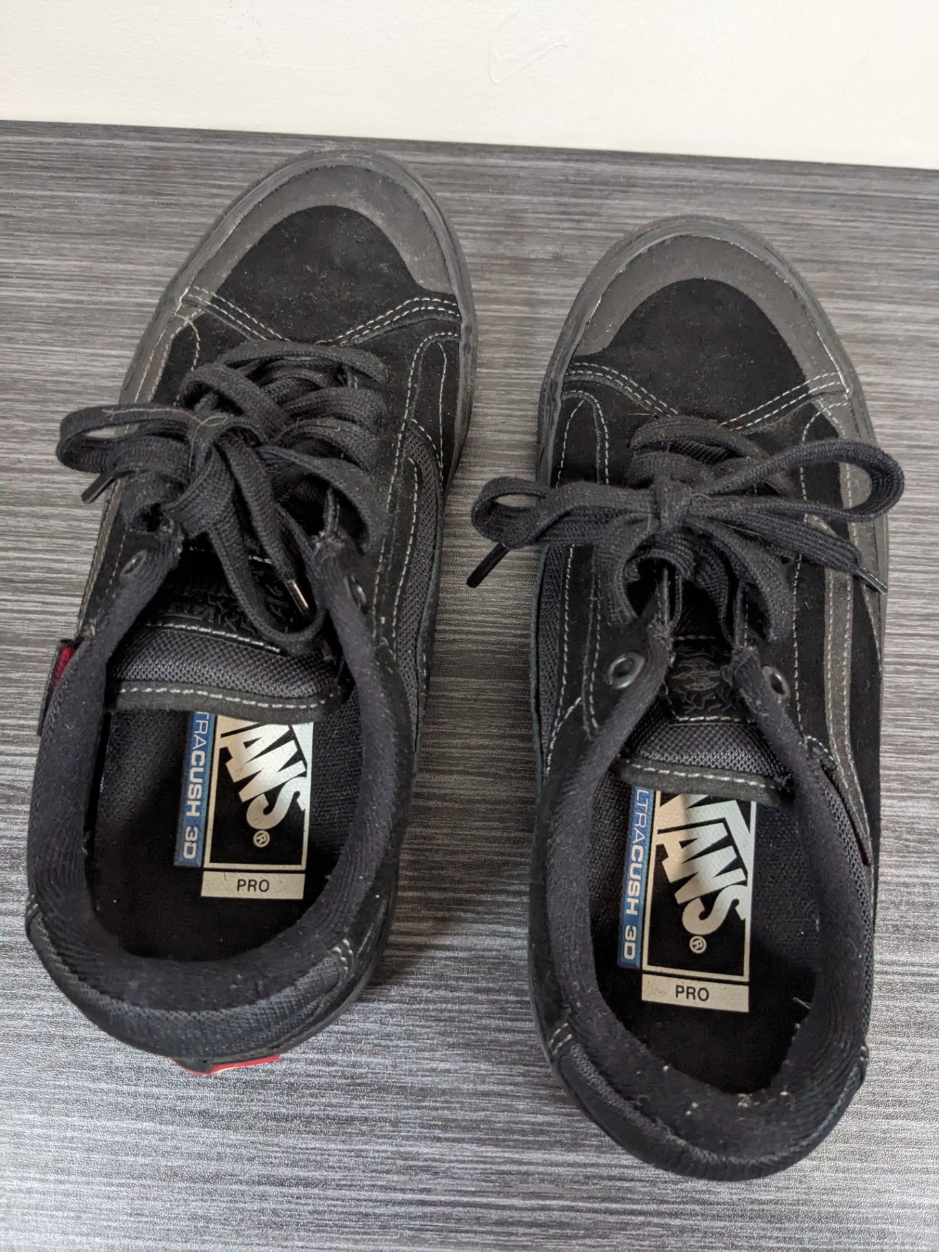 Vans Lace Up Black Shoes Sz 6.5