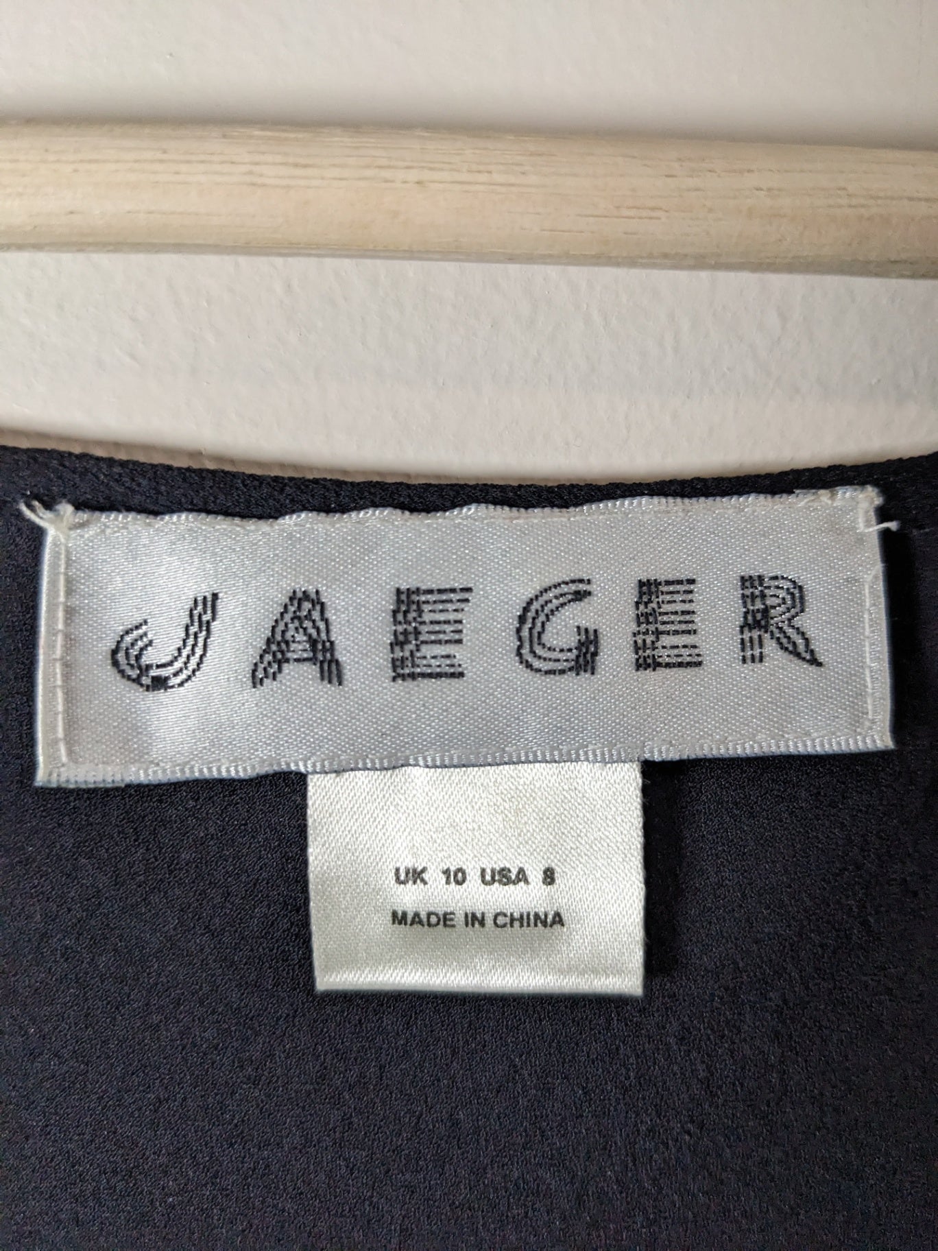 Jaeger Sleeveless Blouse - Sz 8