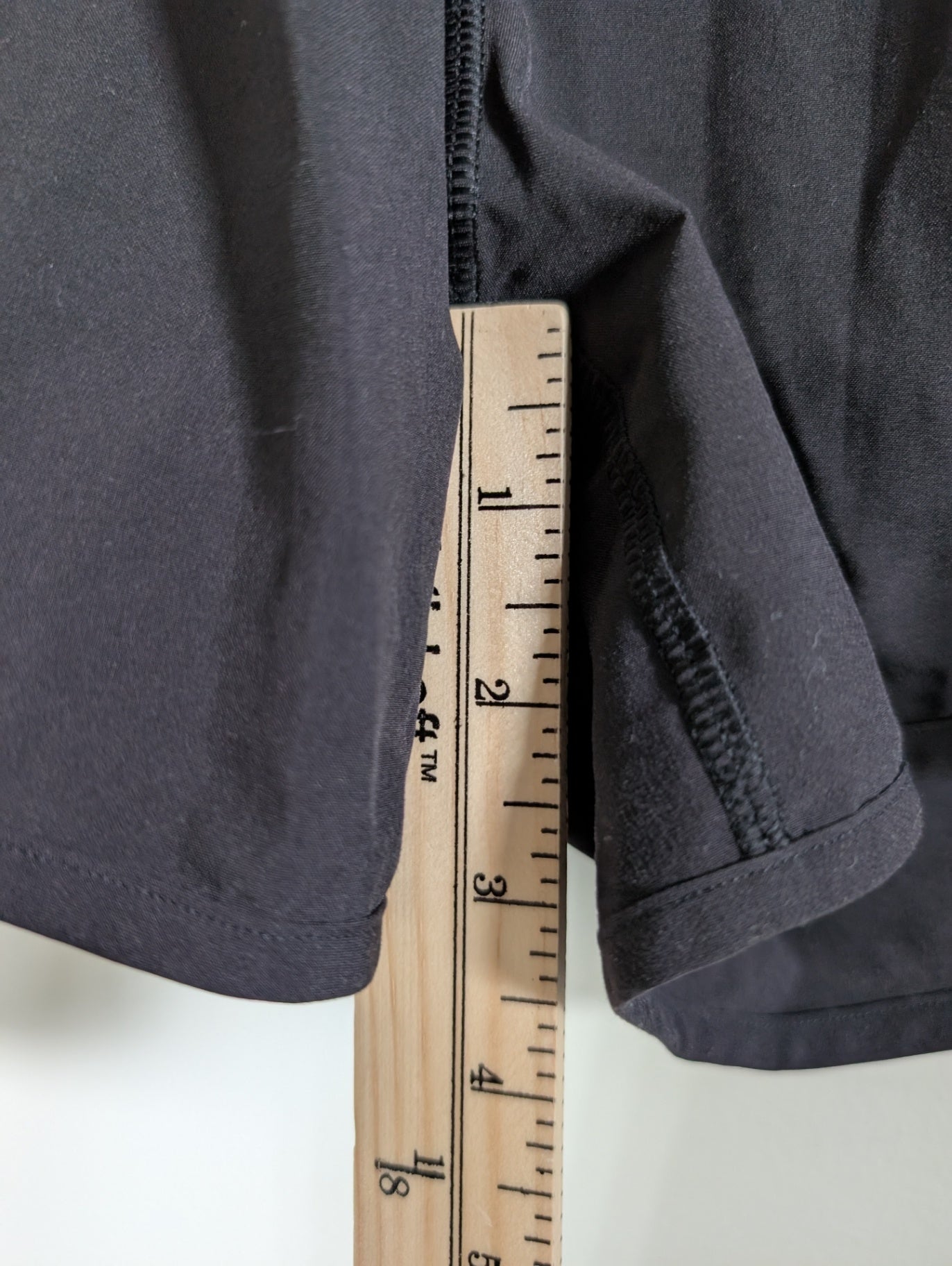 Lululemon black shorts - 6