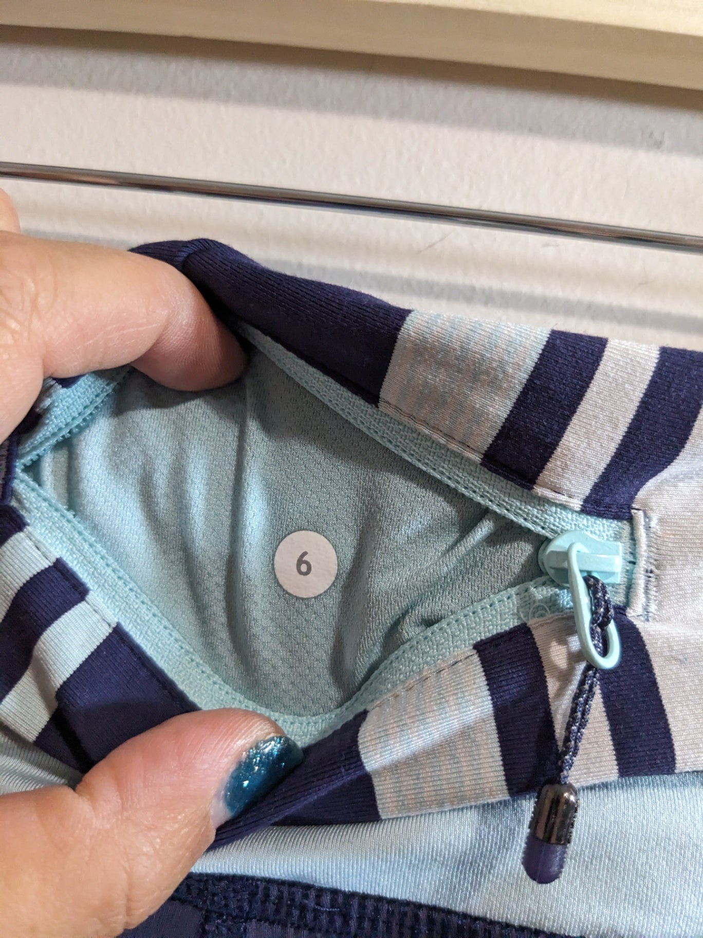 Lululemon Blue/White Stripe Crop Sz 6