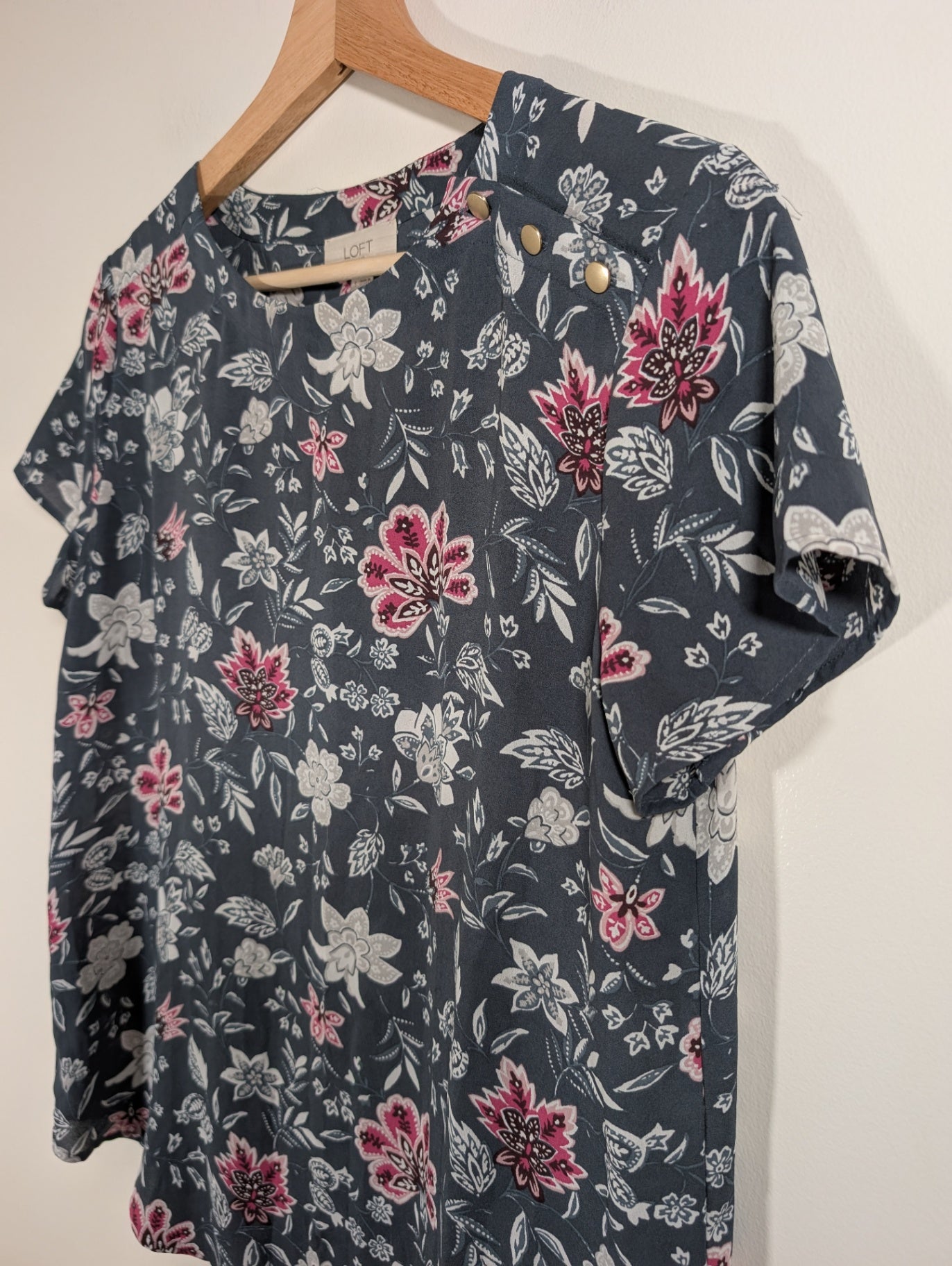 LOFT floral blouse - Small