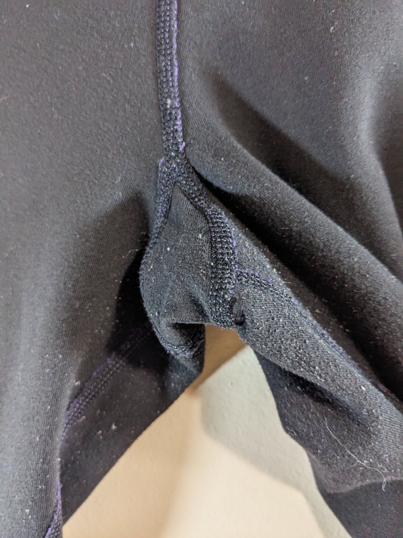 Lululemon Black/Purple Reversible Leggings - Sz 8