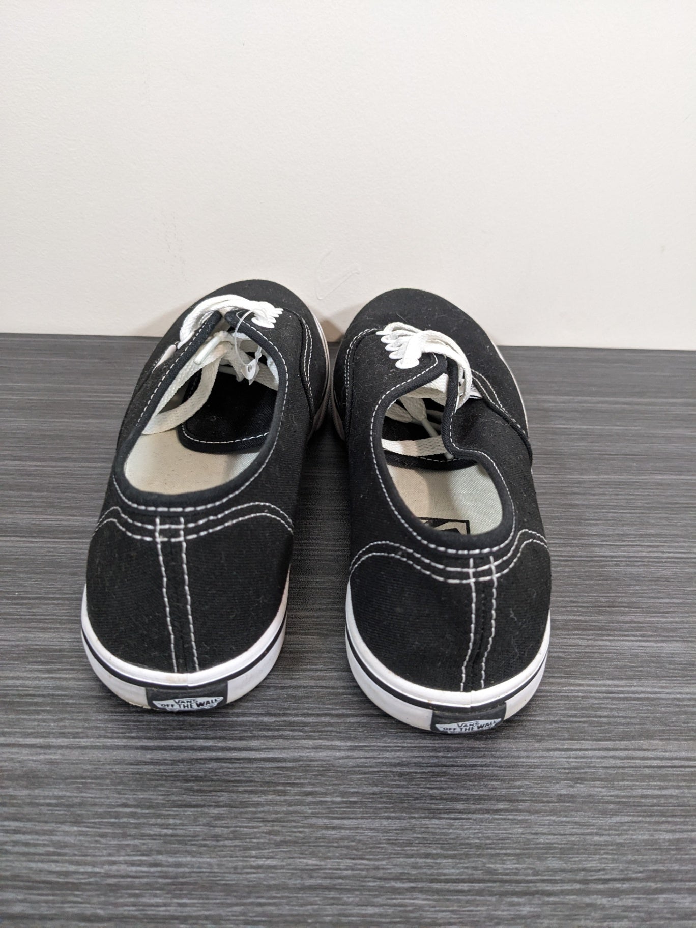 Vans Black Authentic Canvas Lace Up Shoes Sz 6.5