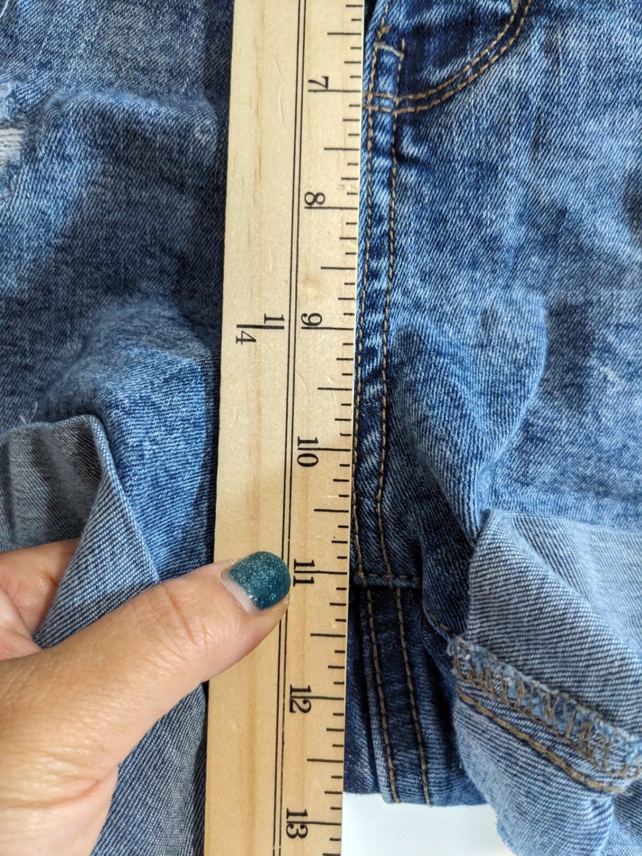 Warehouse One distressed denim shorts - SZ 6