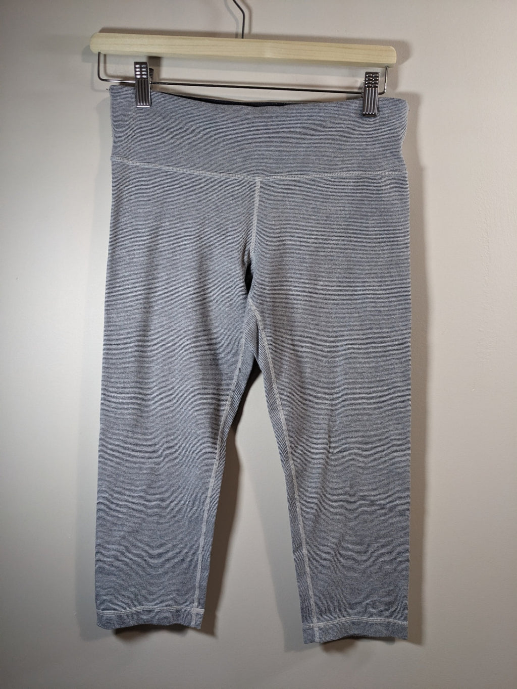 Lululemon Wunder Under Crop Sz 8