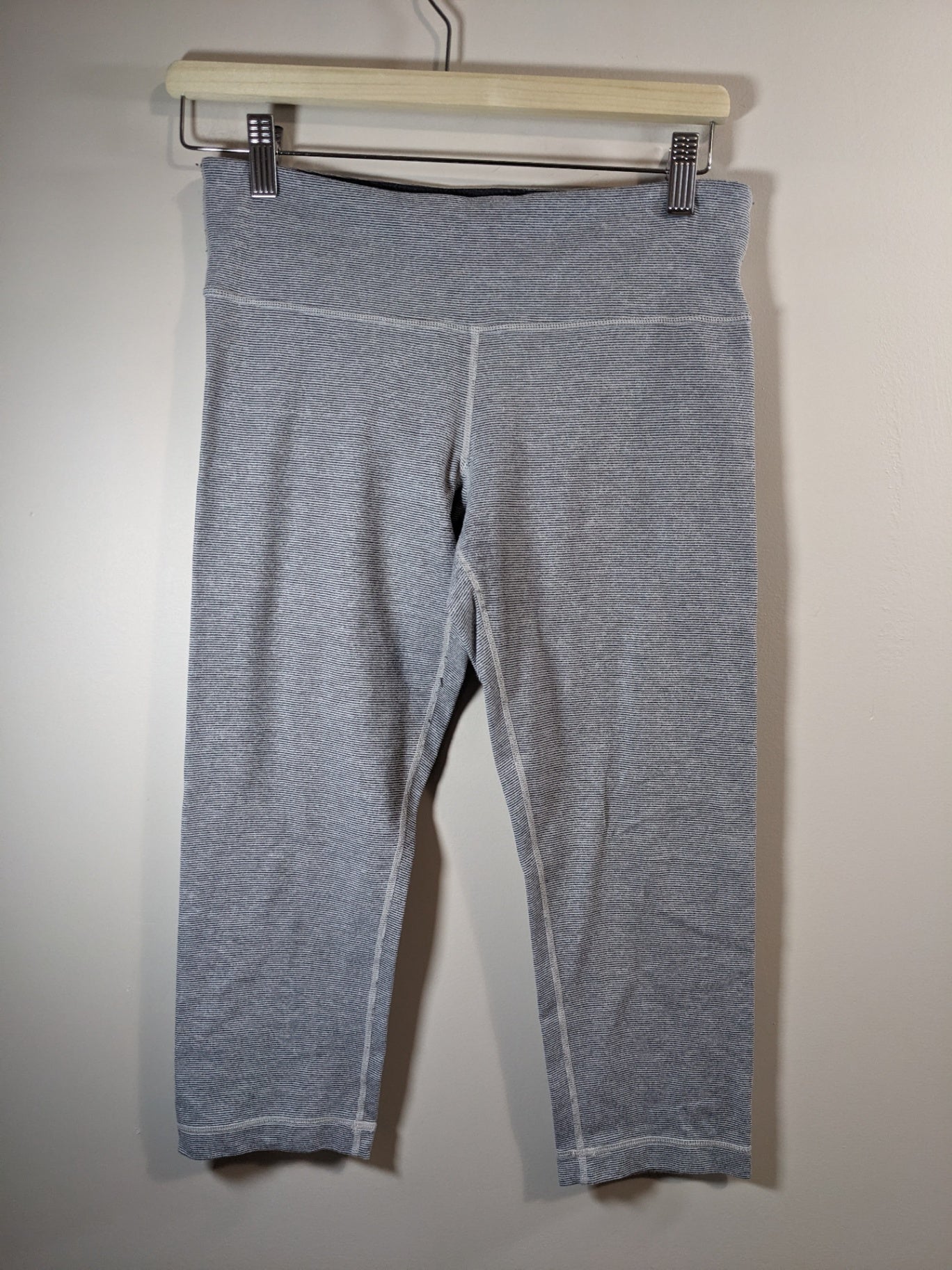 Lululemon Wunder Under Crop Sz 8