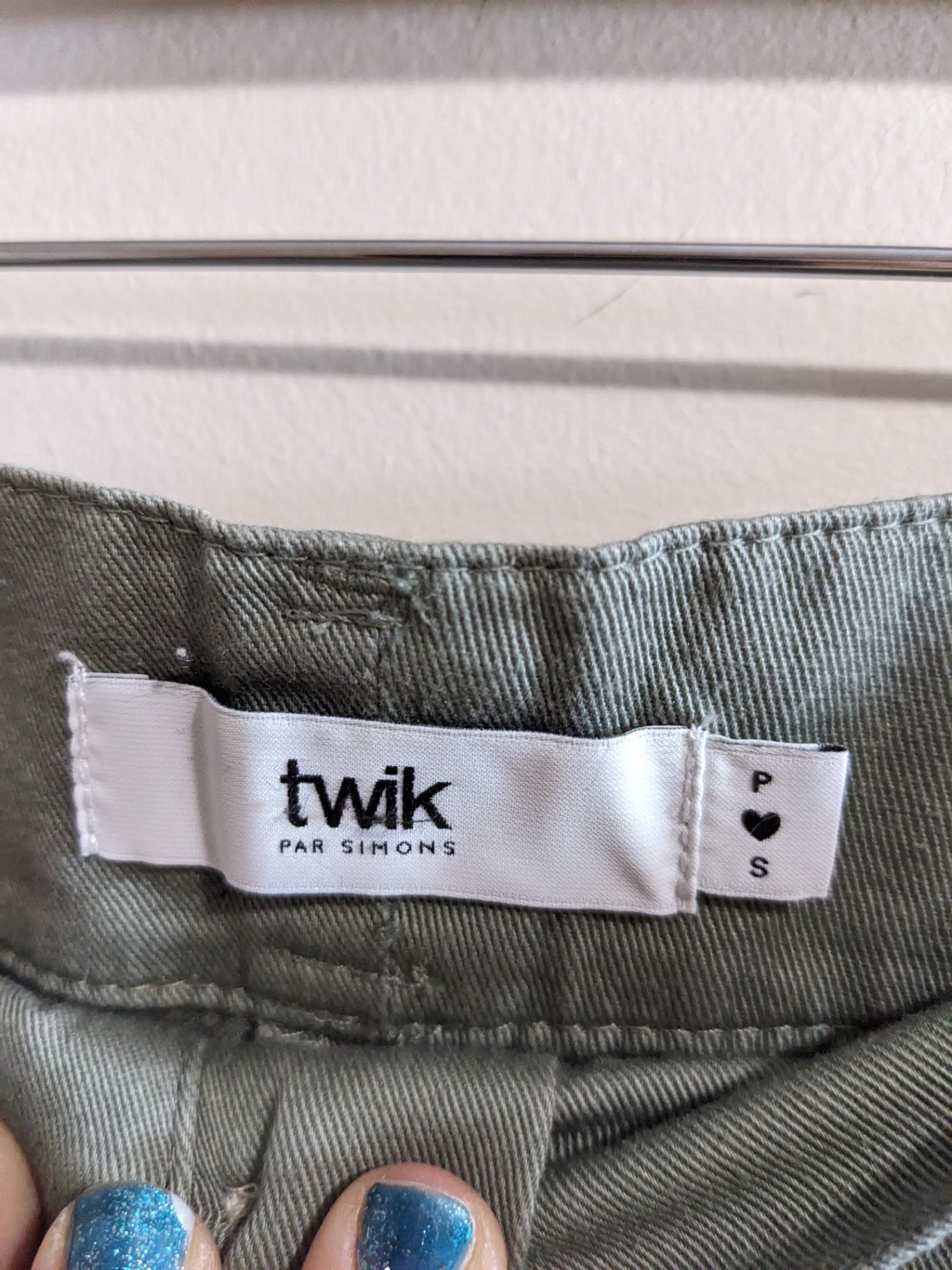 Twik par simons pants size small