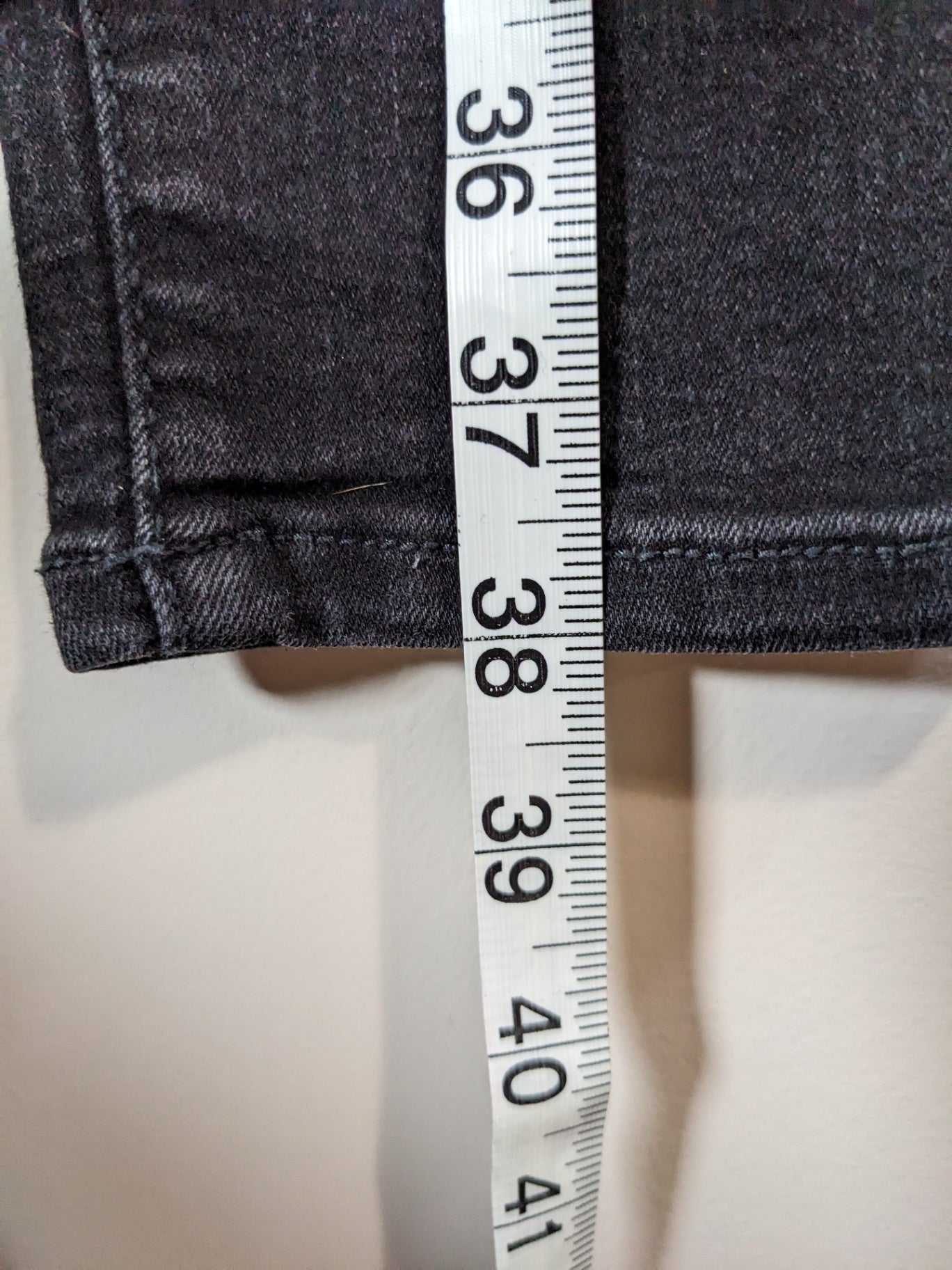 Old Navy Rockstar Black Jeans - Sz 8
