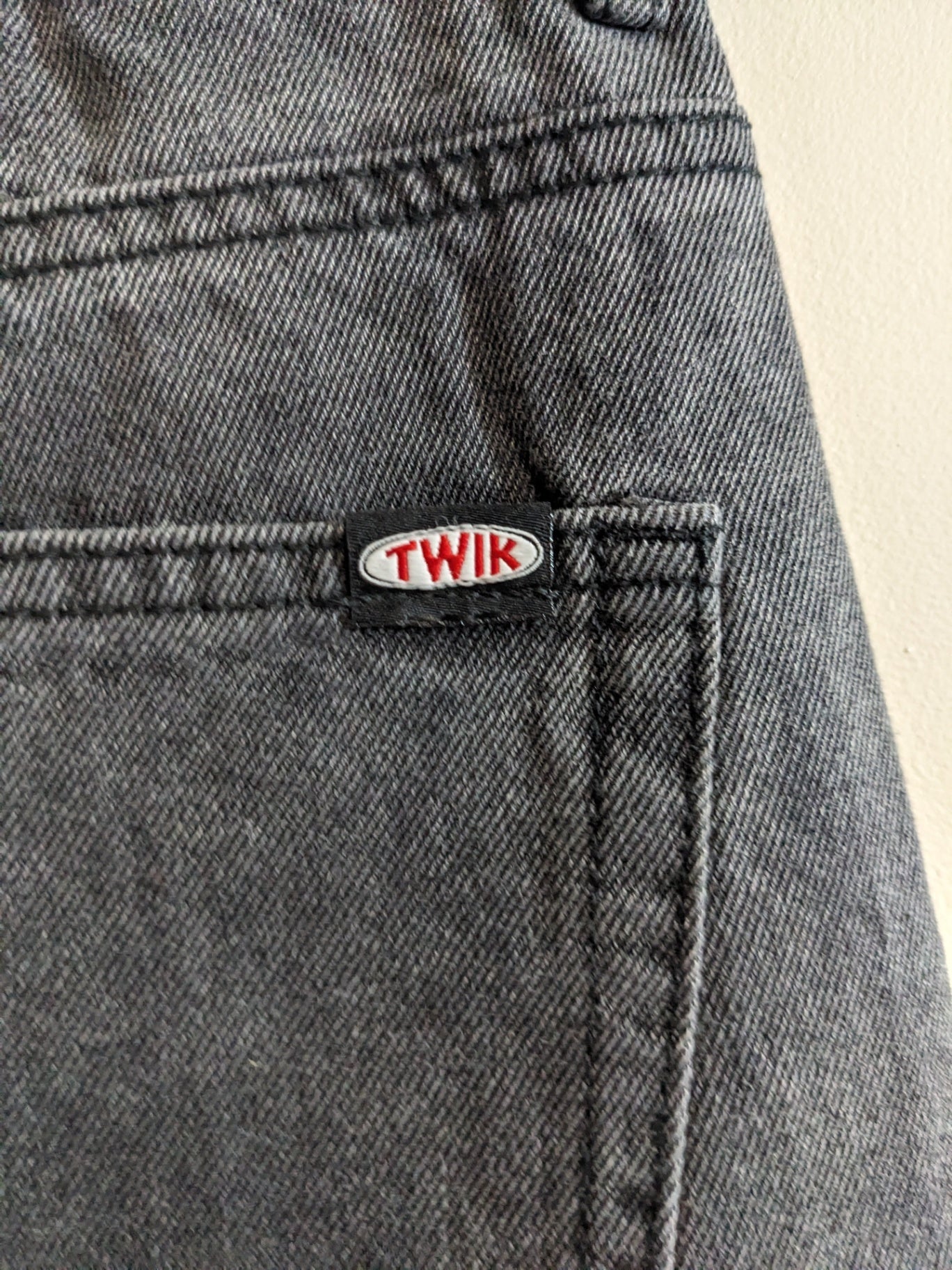 NWT Twik old school vintage mom fit jeans - SZ 26