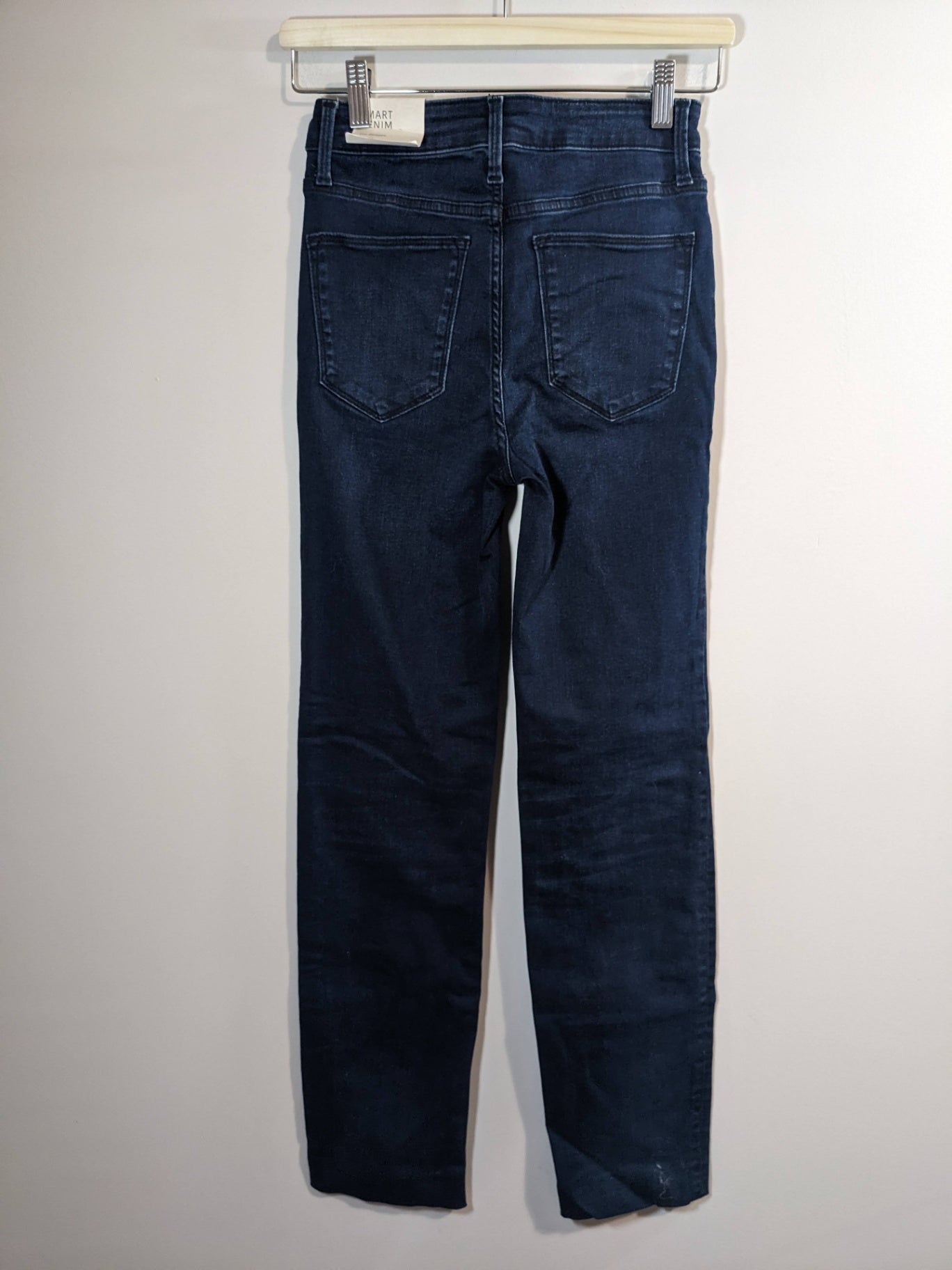 NWT Bootlegger smart denim straight jeans - SZ 24