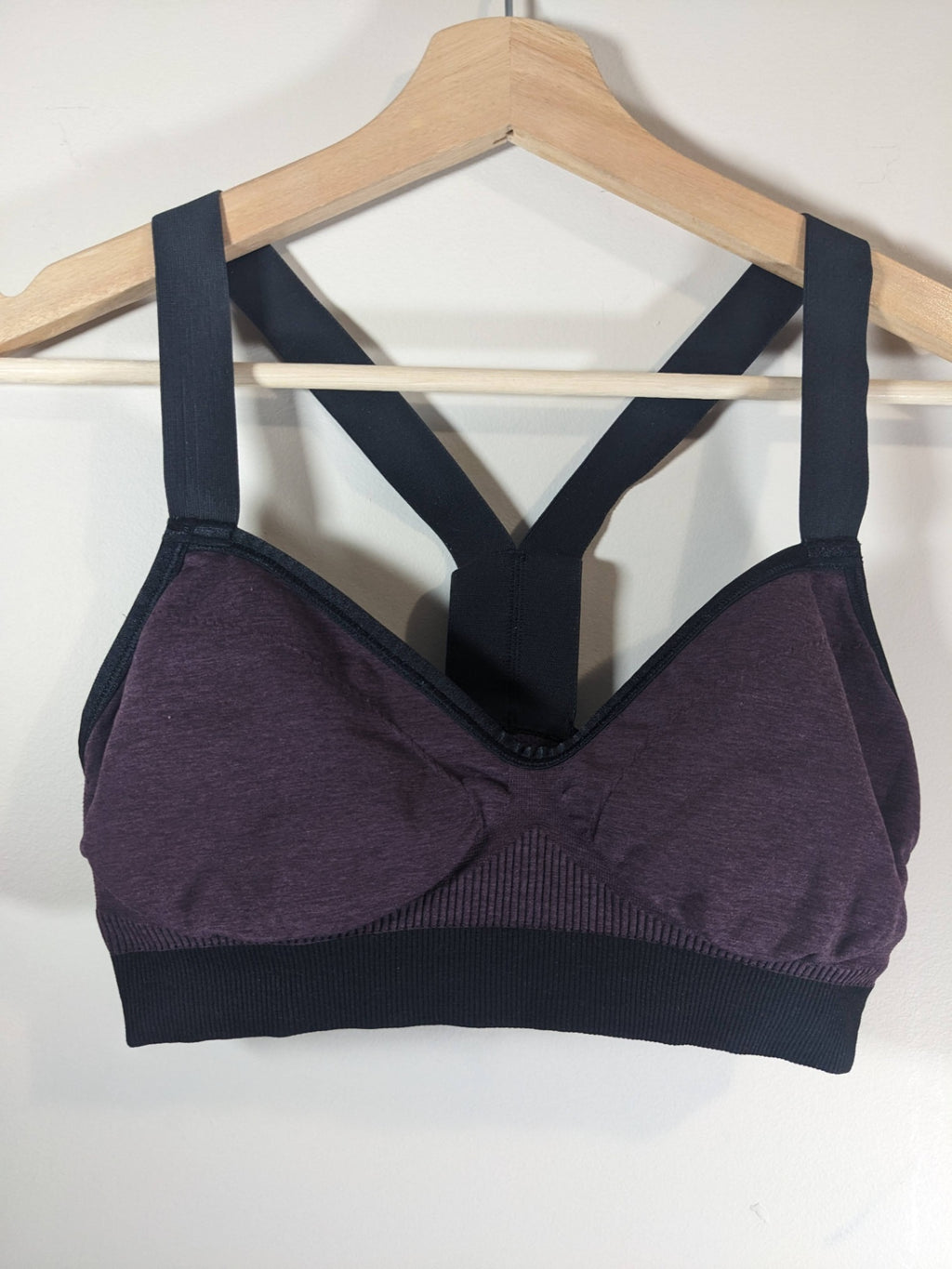 Lululemon Hold Your Om Sports Bra Sz 8