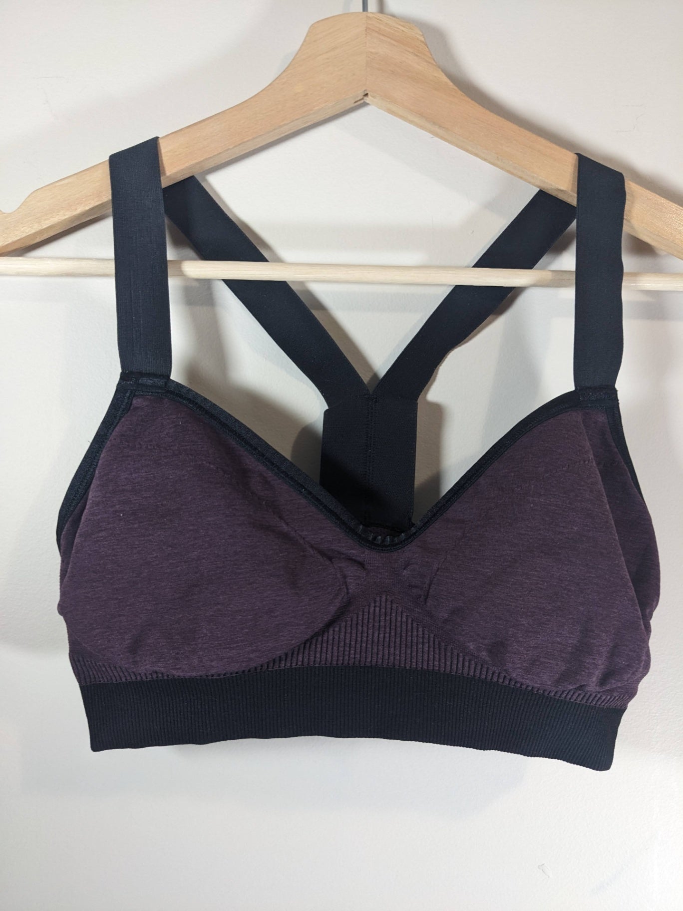 Lululemon Hold Your Om Sports Bra Sz 8