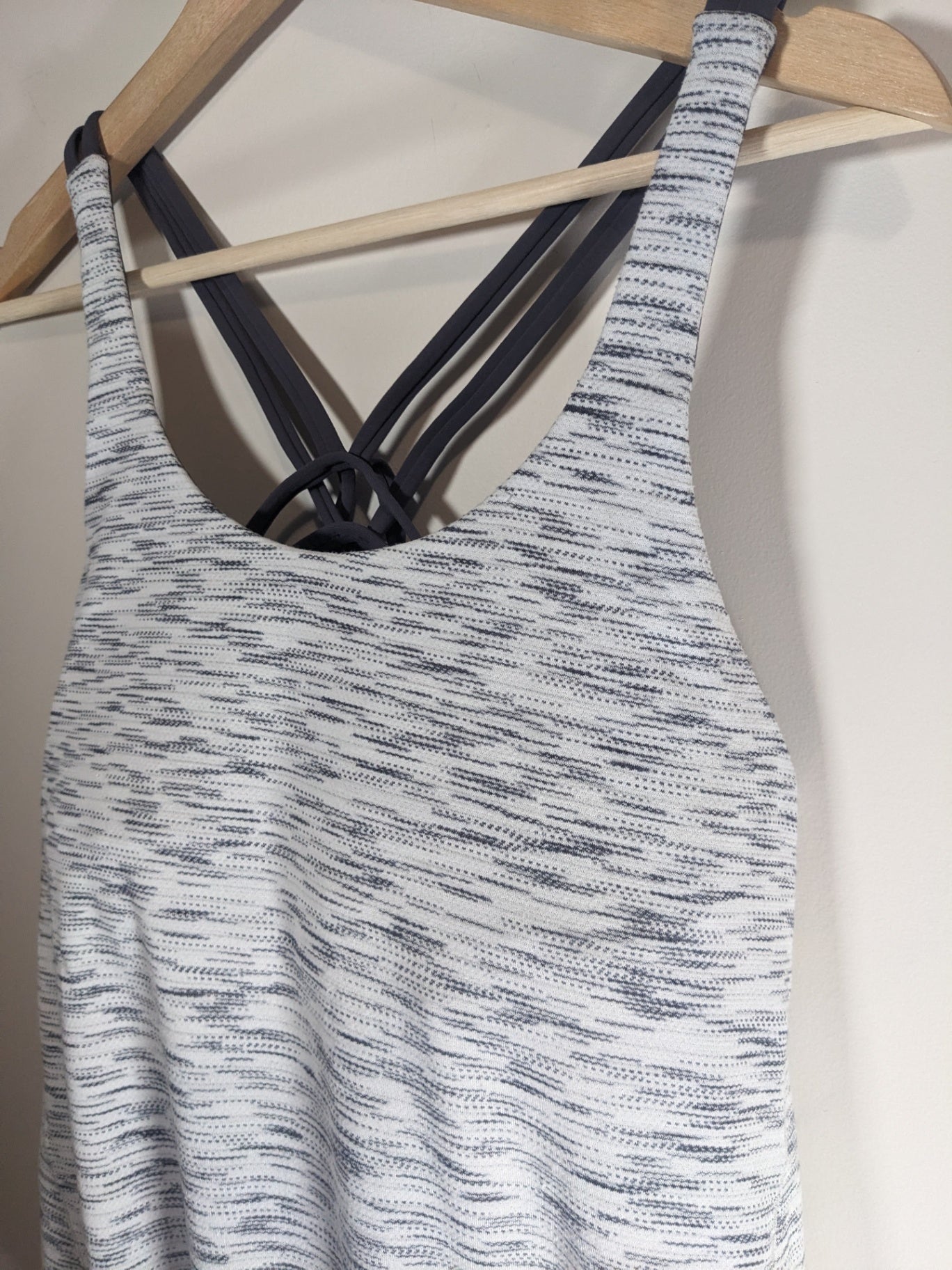 Lululemon Tank - Sz 8