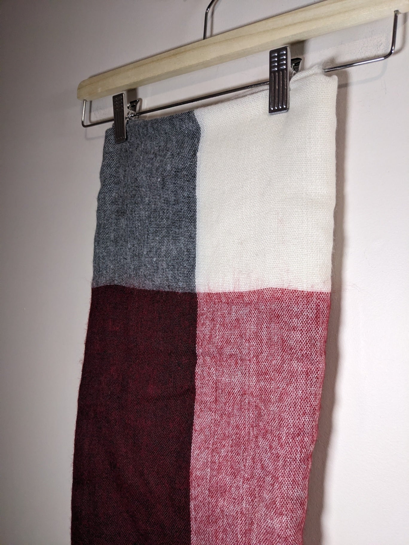 Unknown Brand Plaid Fall/Winter Scarf