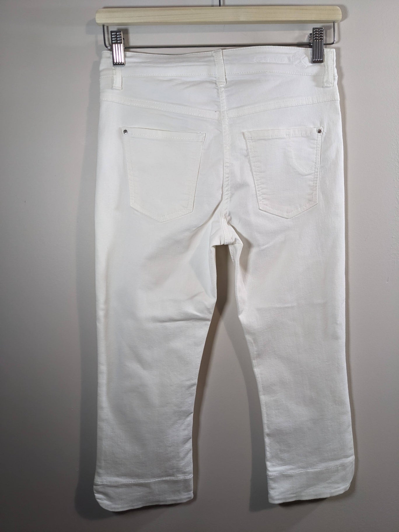 Dream Jeans Women's Capri - Sz 32