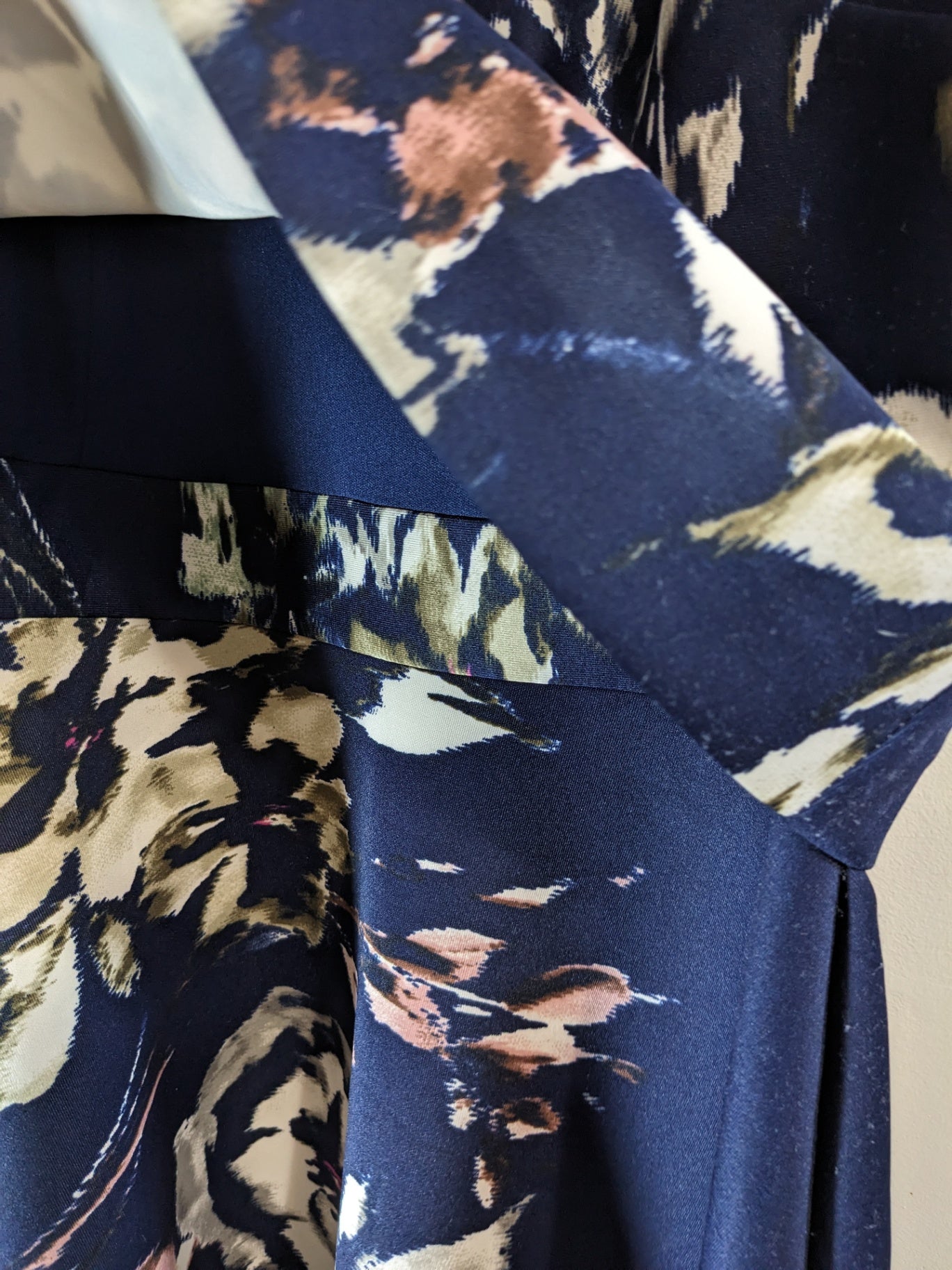 Just Taylor Navy Floral Dress