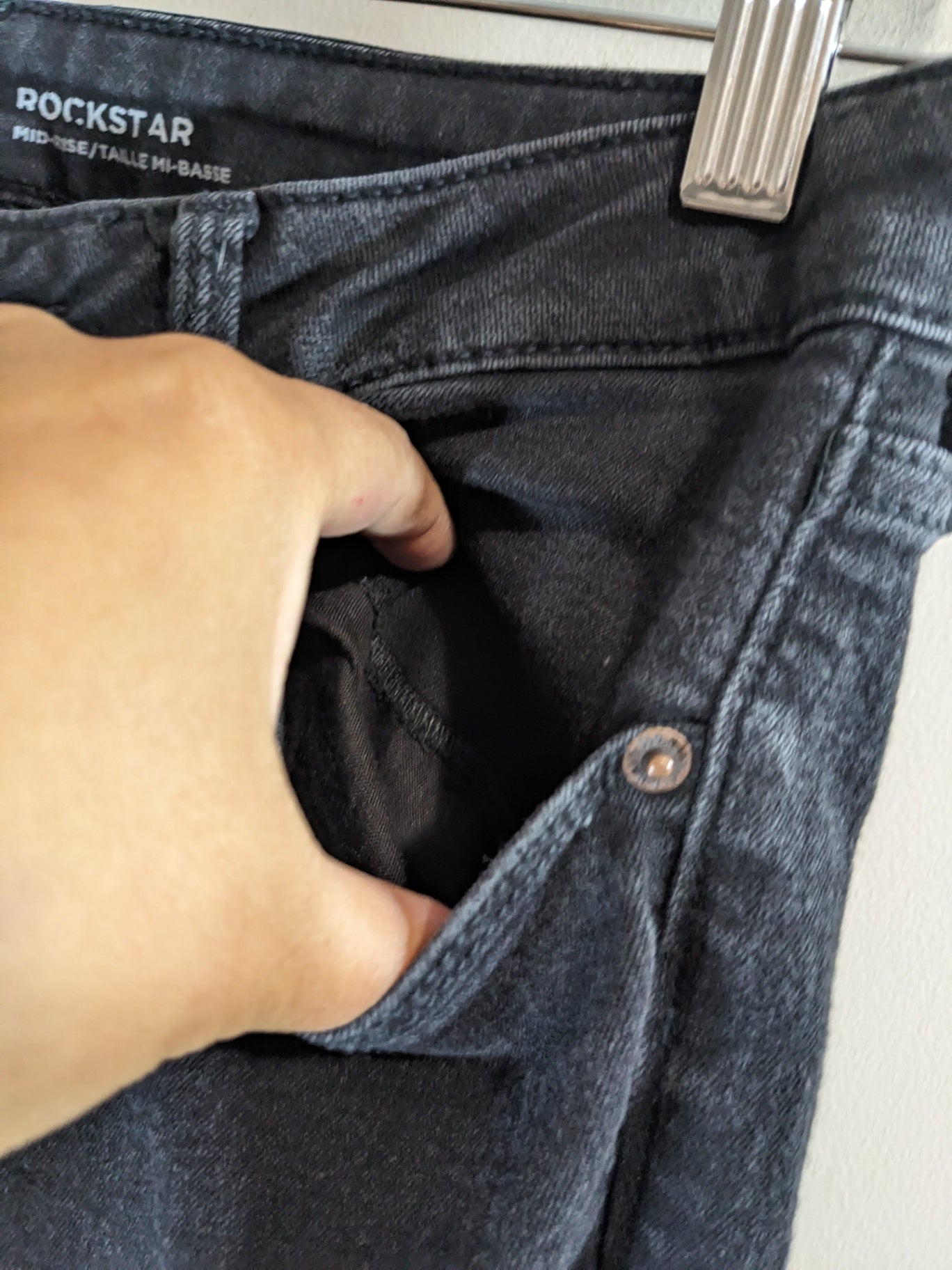 Old Navy Rockstar Black Jeans - Sz 8