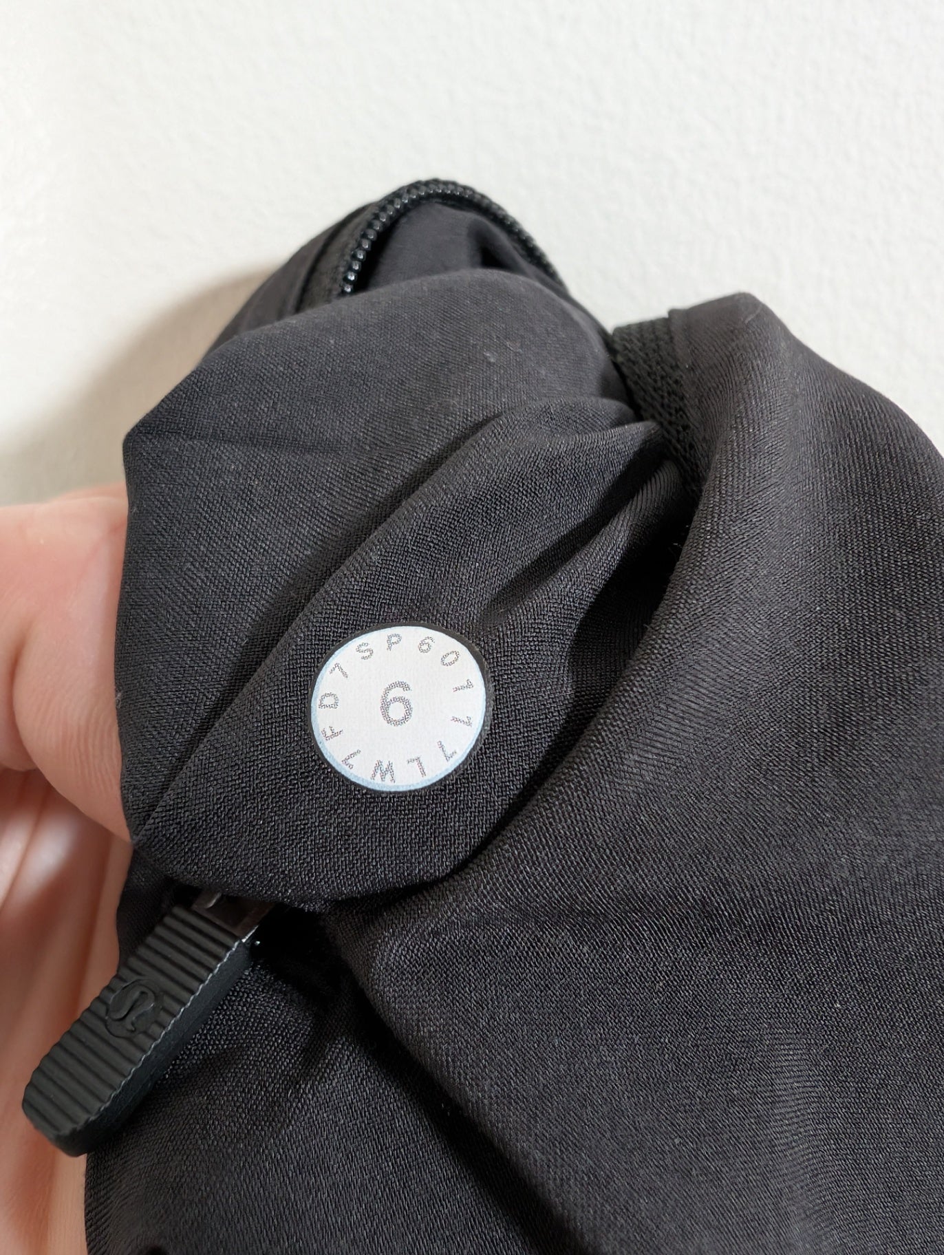Lululemon black shorts - 6